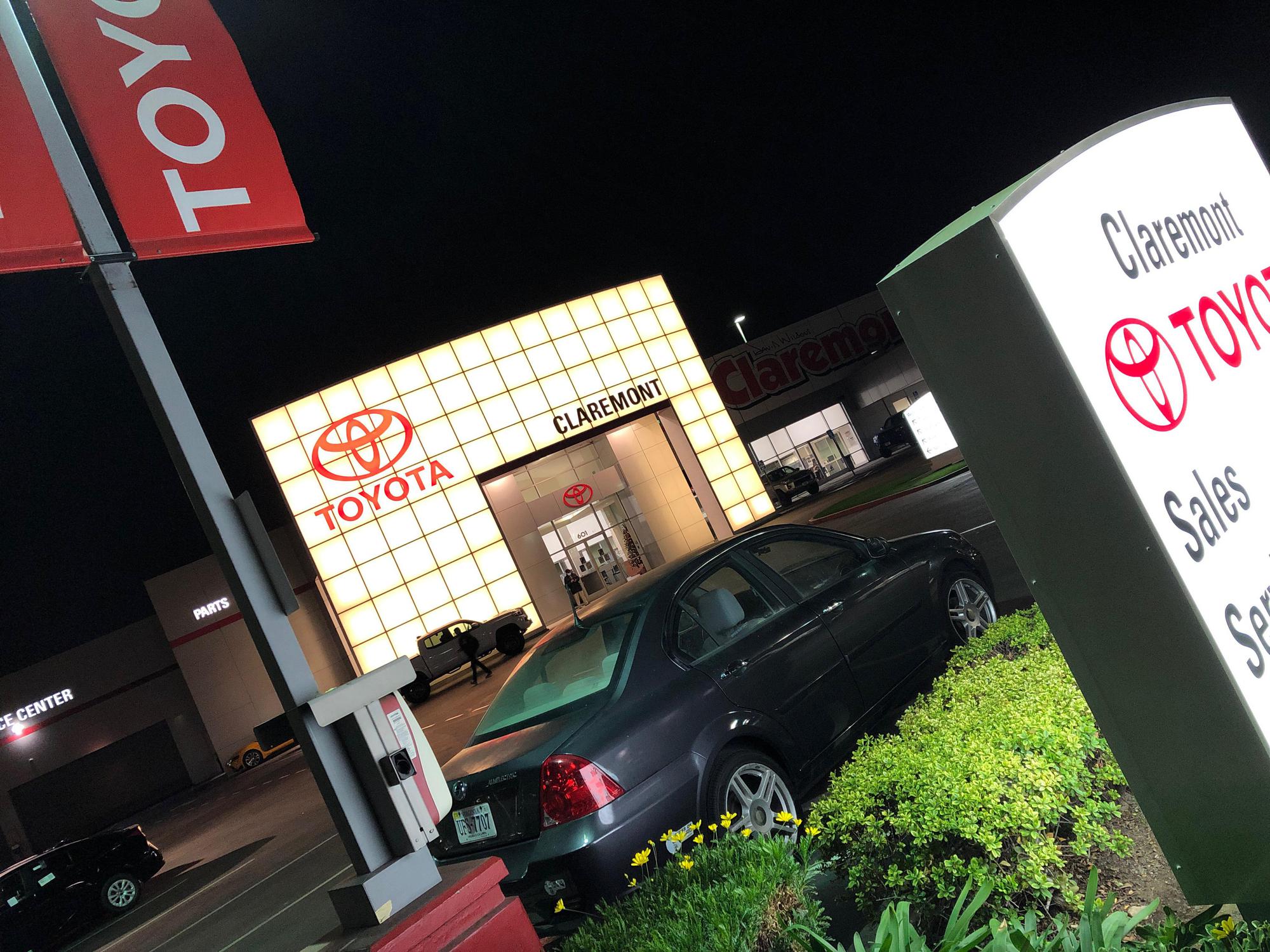 Claremont Toyota Claremont, CA EV Station