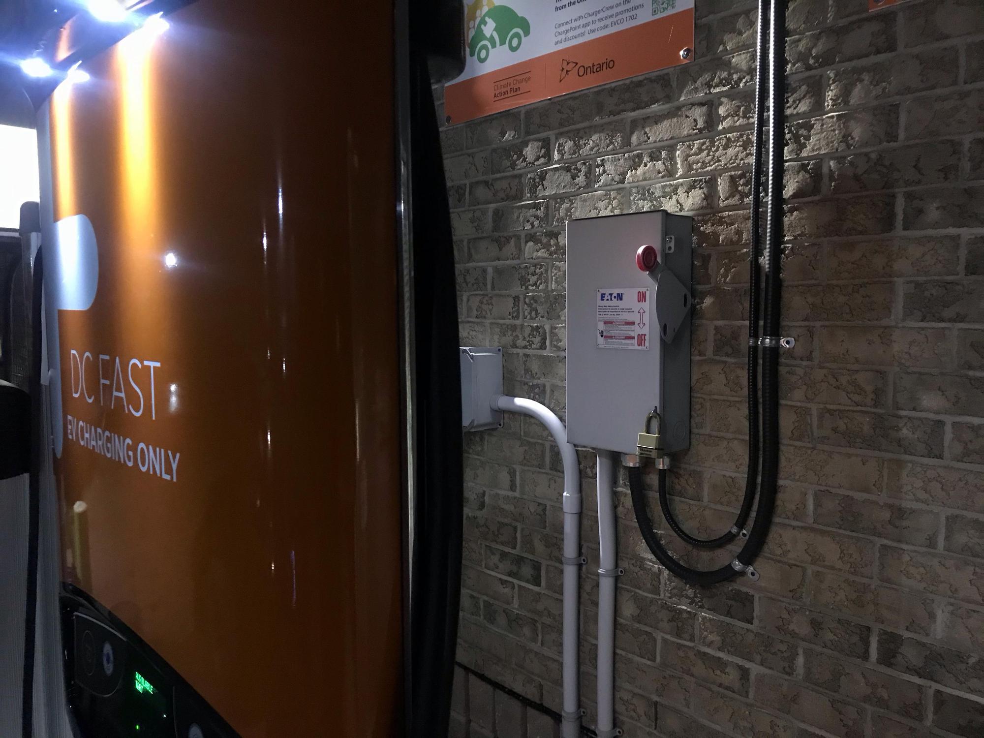 Drumbo Truck Stop / Shell Gas Station Drumbo, ON EV Station