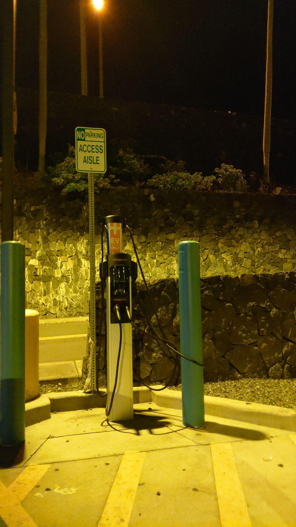 Walmart KailuaKona, HI EV Station