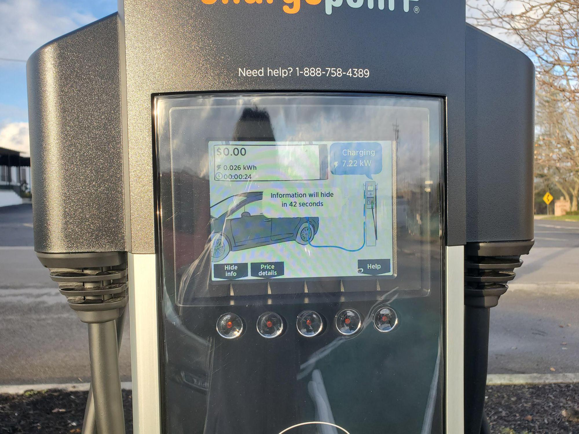 Smithville City Hall Parking Lot Smithville, TN EV Station