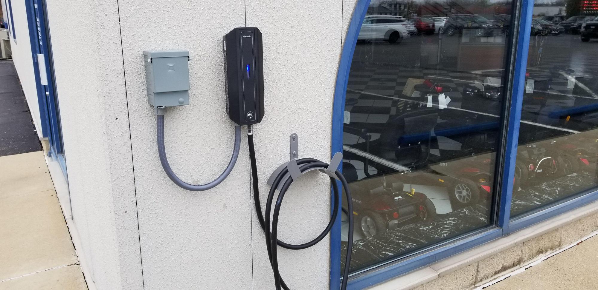 AutoFarm Ford Lincoln Logansport, IN EV Station