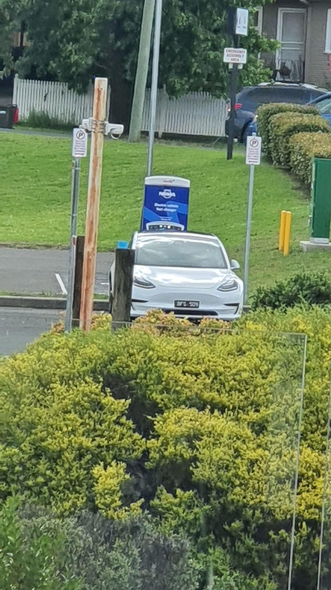 Mittagong RSL Car Park Mittagong, NSW EV Station