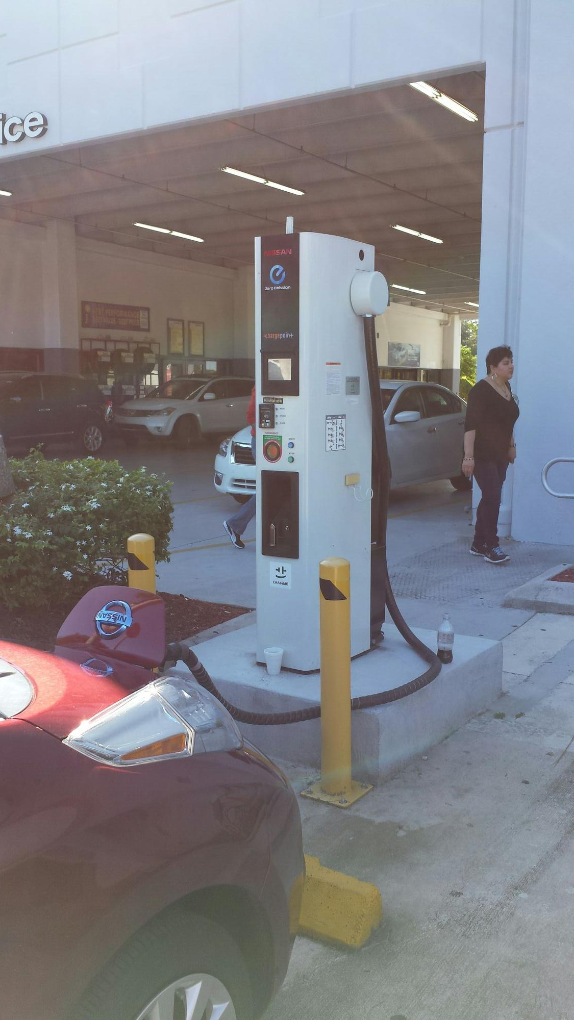 AutoNation Nissan Pembroke Pines Pembroke Pines, FL EV Station