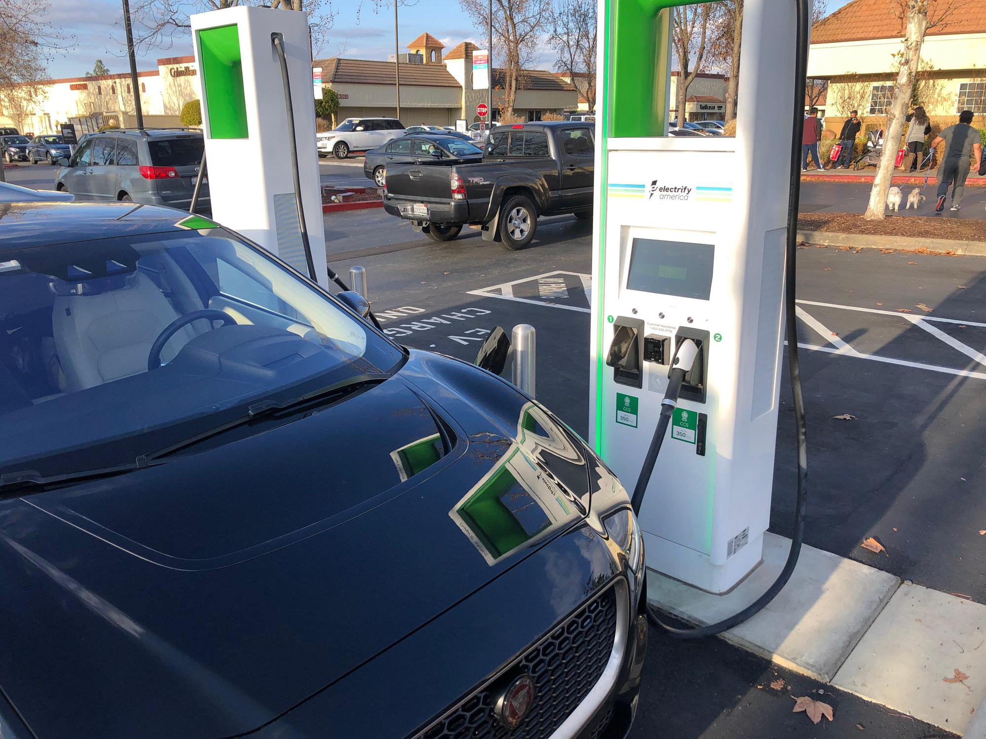 Folsom Premium Outlets Under Armour Folsom, CA EV Station
