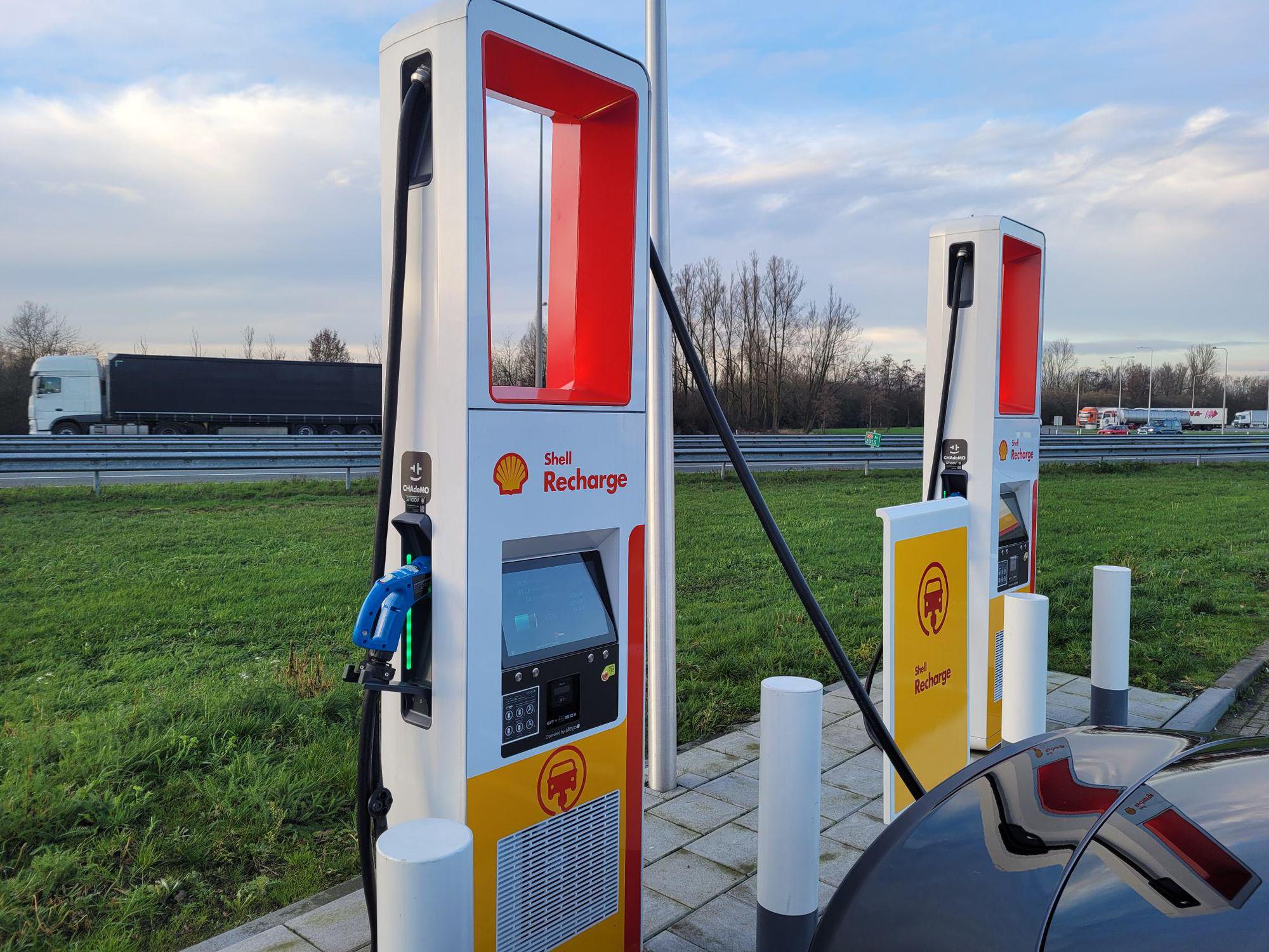 Shell Rijksweg A50 | Klarenbeek, GE | EV Station