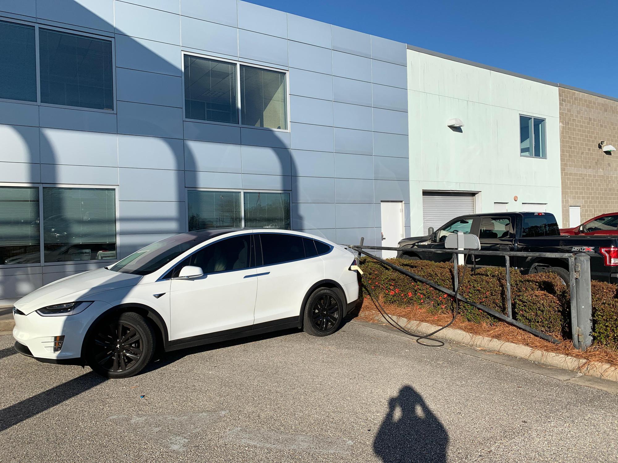 Chris Myers Nissan | Daphne, AL | EV Station