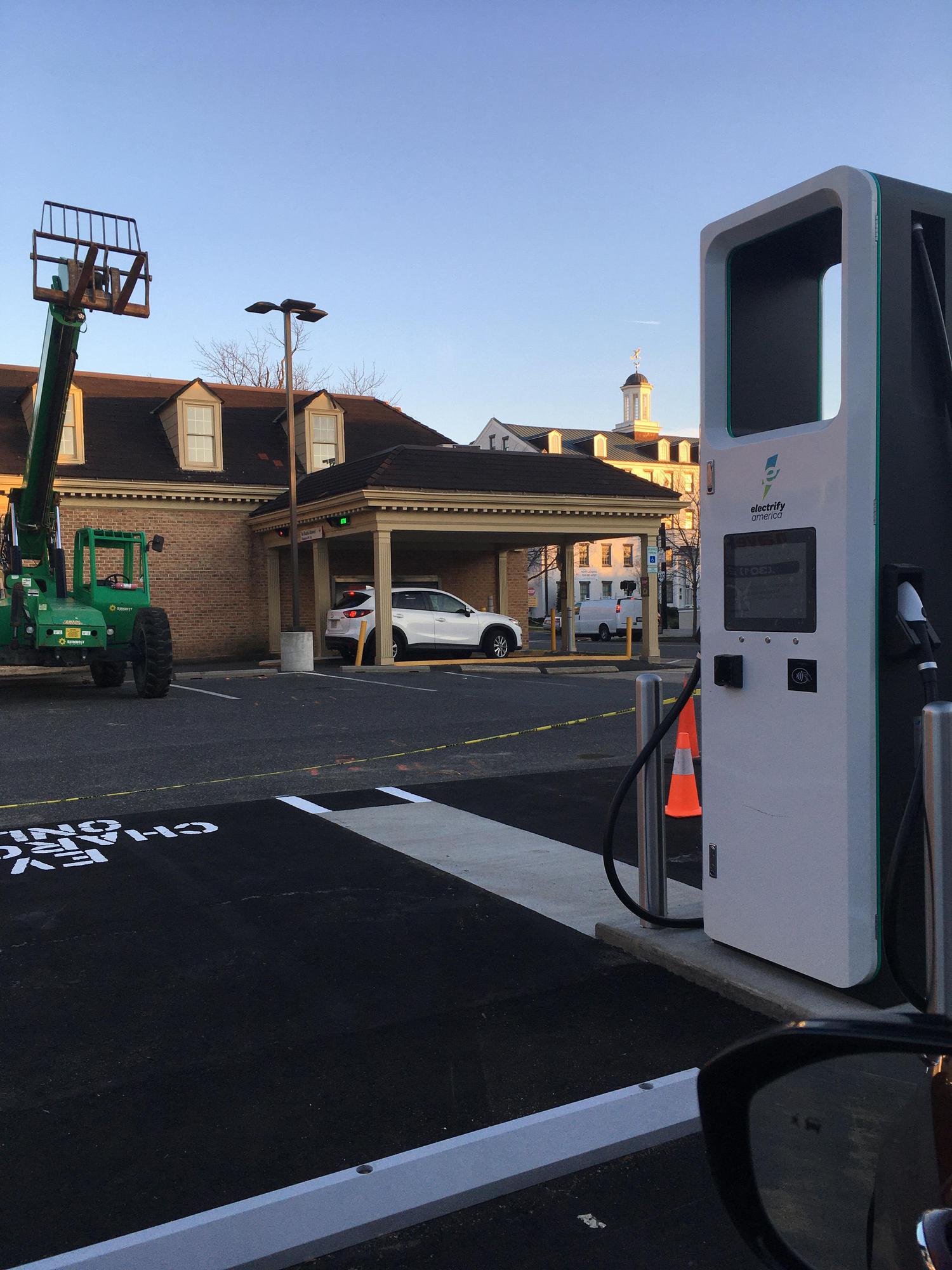 Bank of America Alexandria, VA EV Station