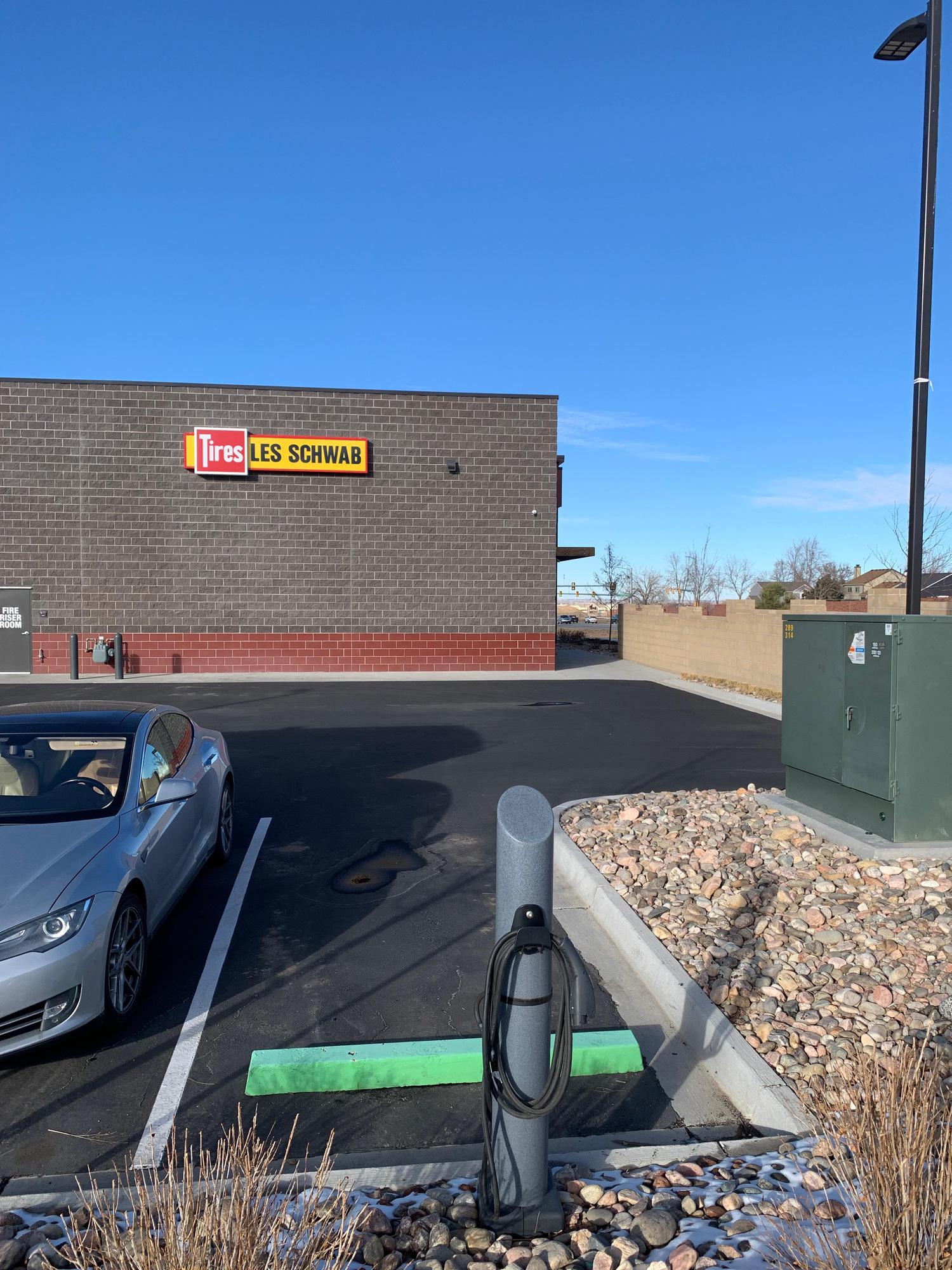 Les Schwab Tire Lafayette, CO EV Station