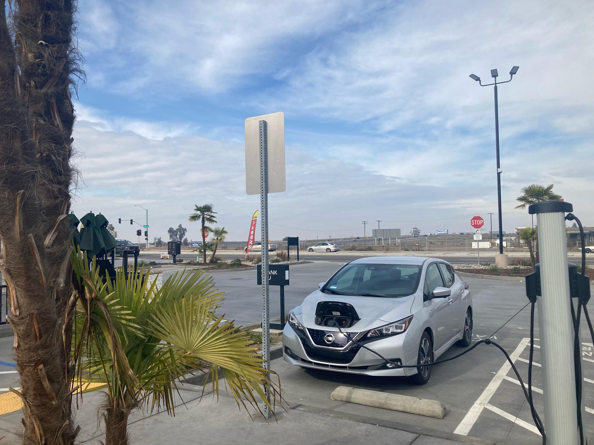 Valley Fuel Travel Plaza (1) Visalia, CA EV Station