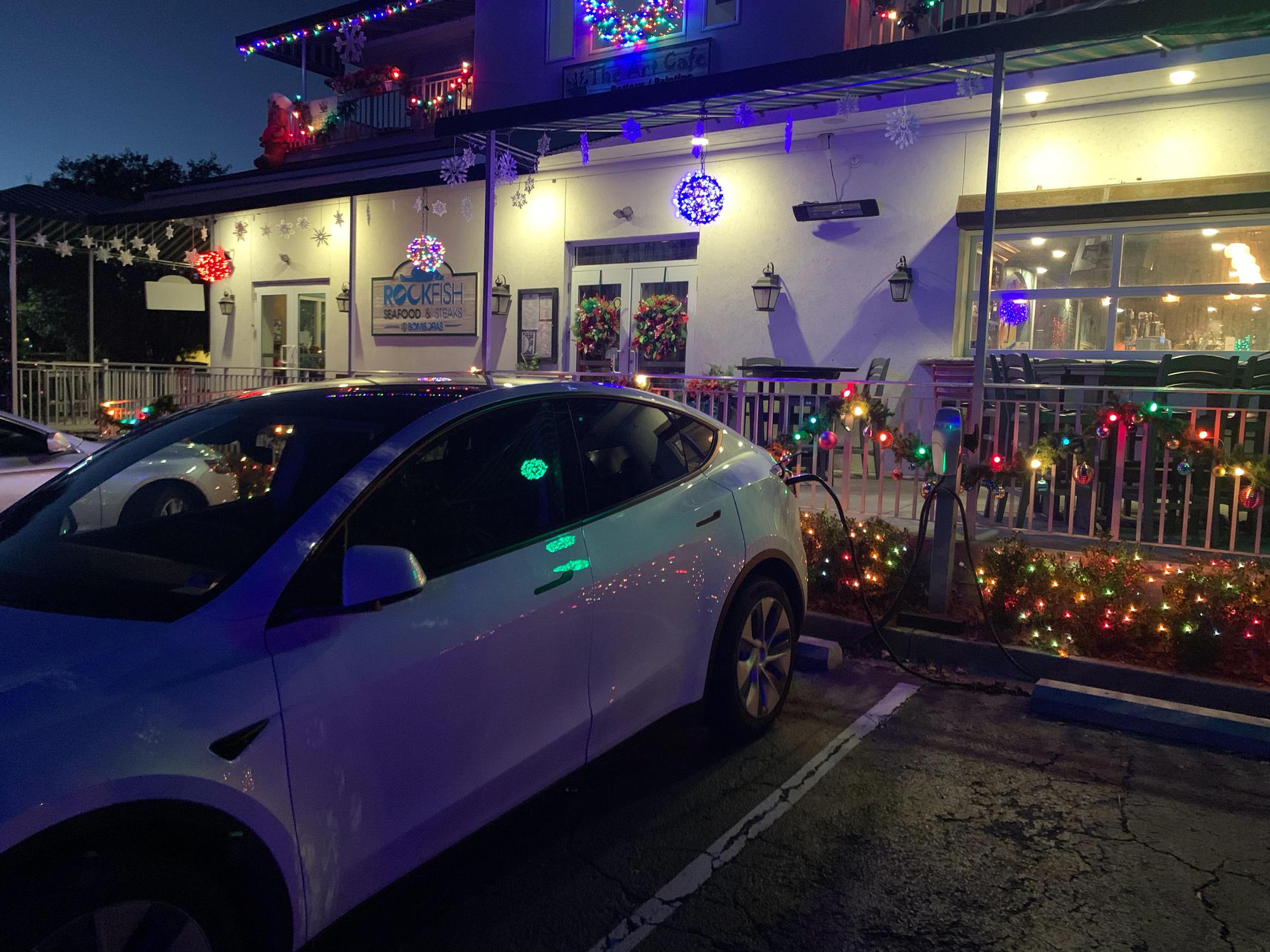 Rockfish Seafood & Steak Hilton Head Island, SC EV Station