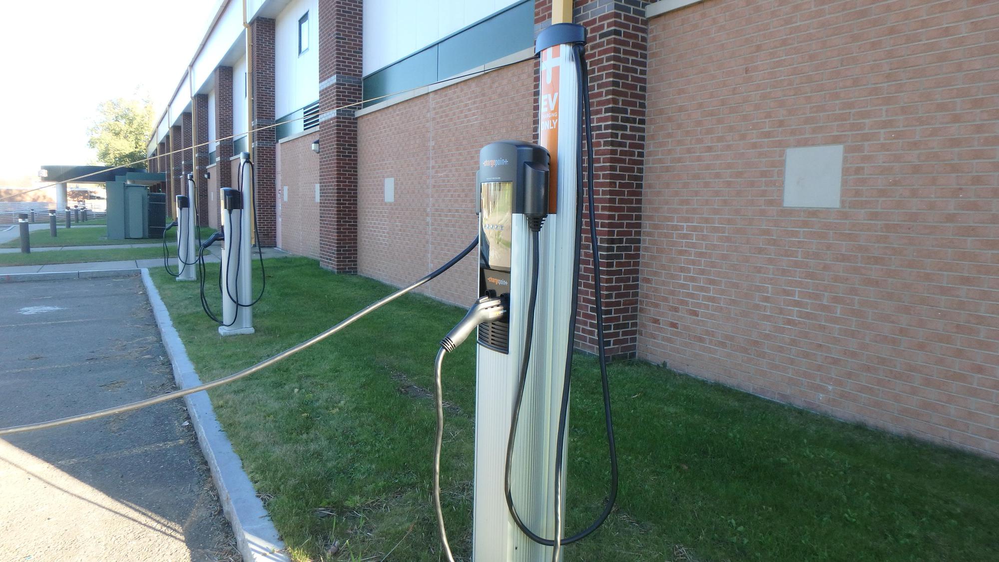 suny-broome-ice-center-binghamton-ny-ev-station