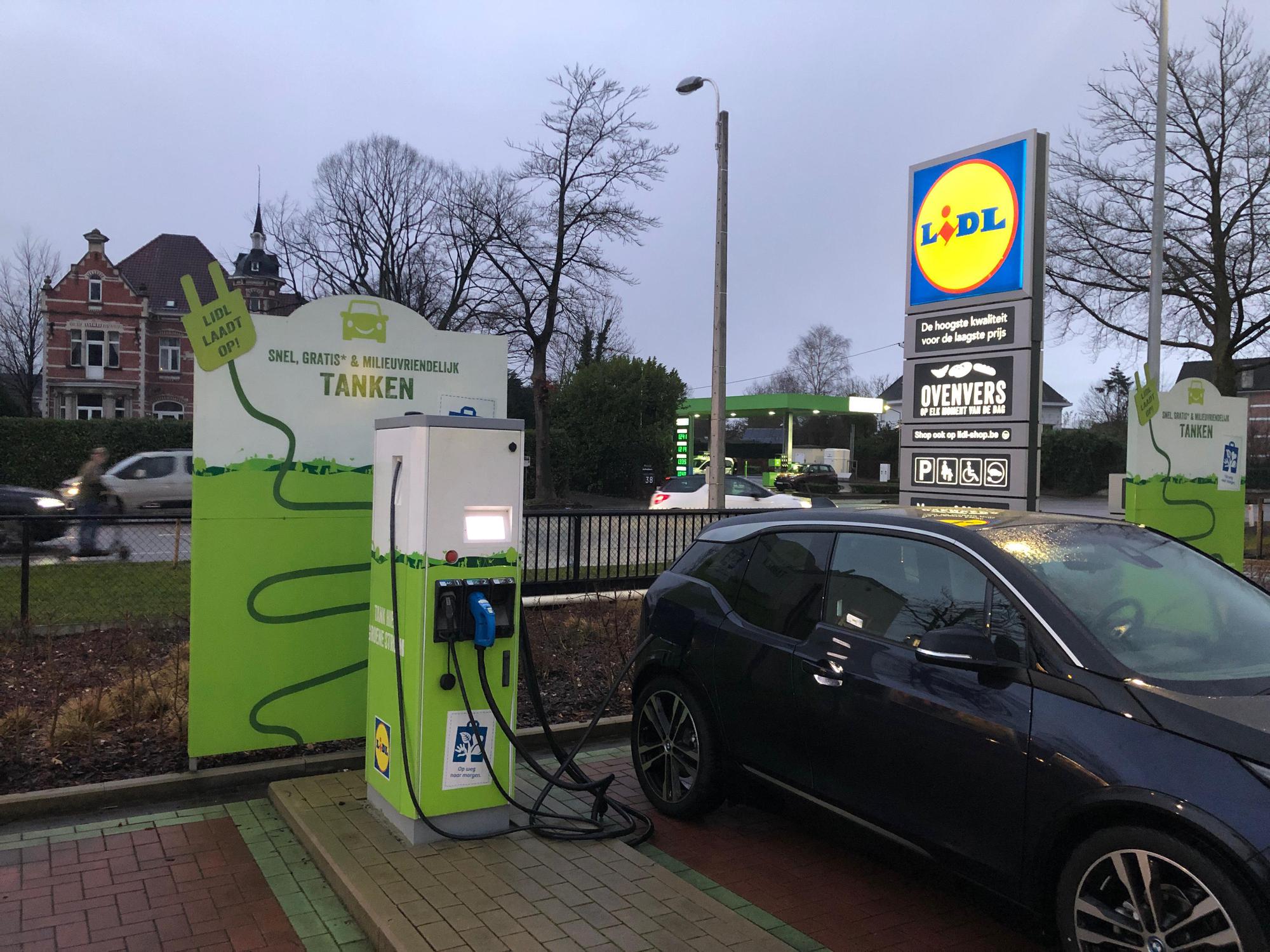 Lidl Melle Melle, Vlaams Gewest EV Station