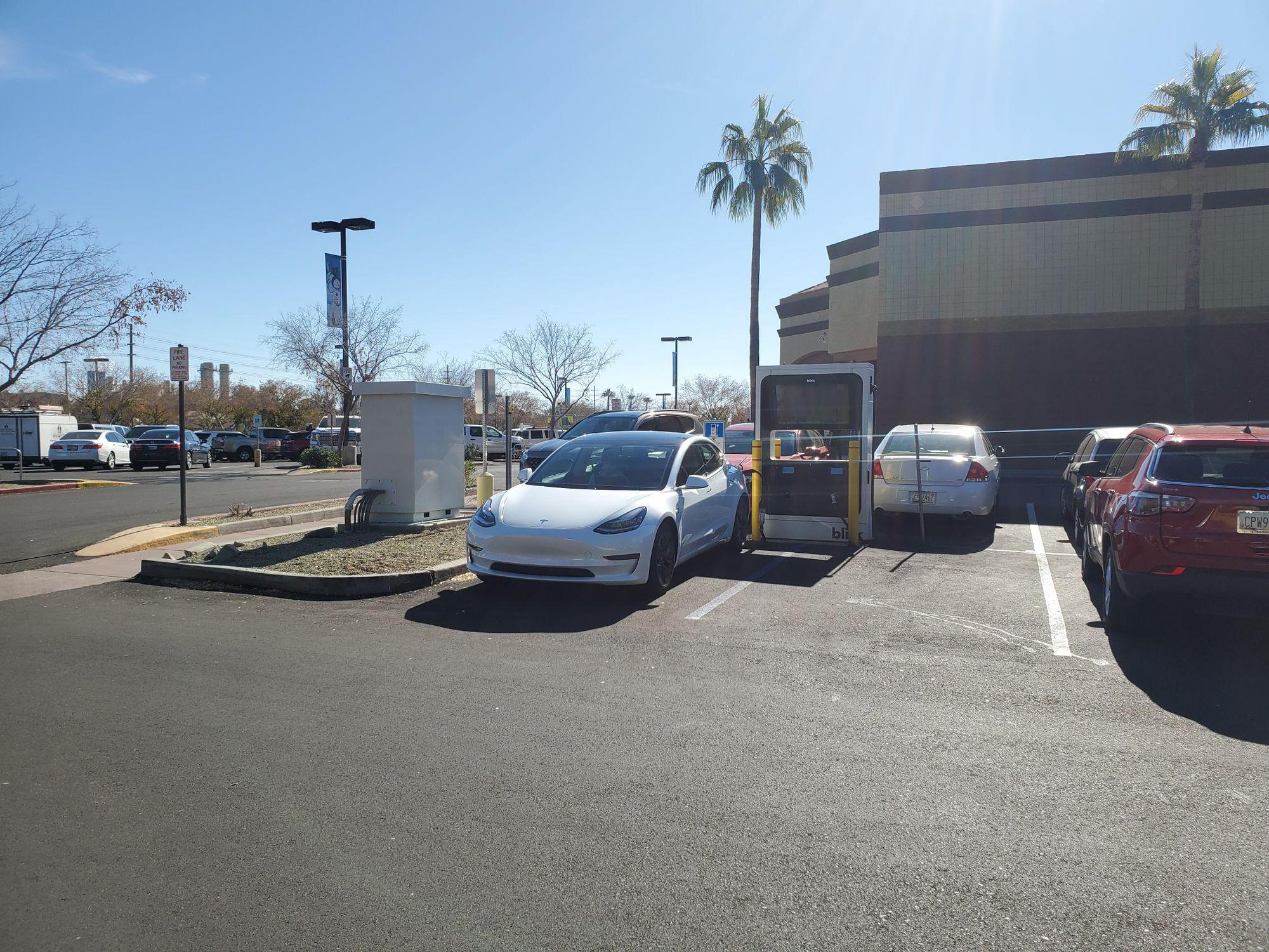 Fry's Food and Drug Gilbert, AZ EV Station
