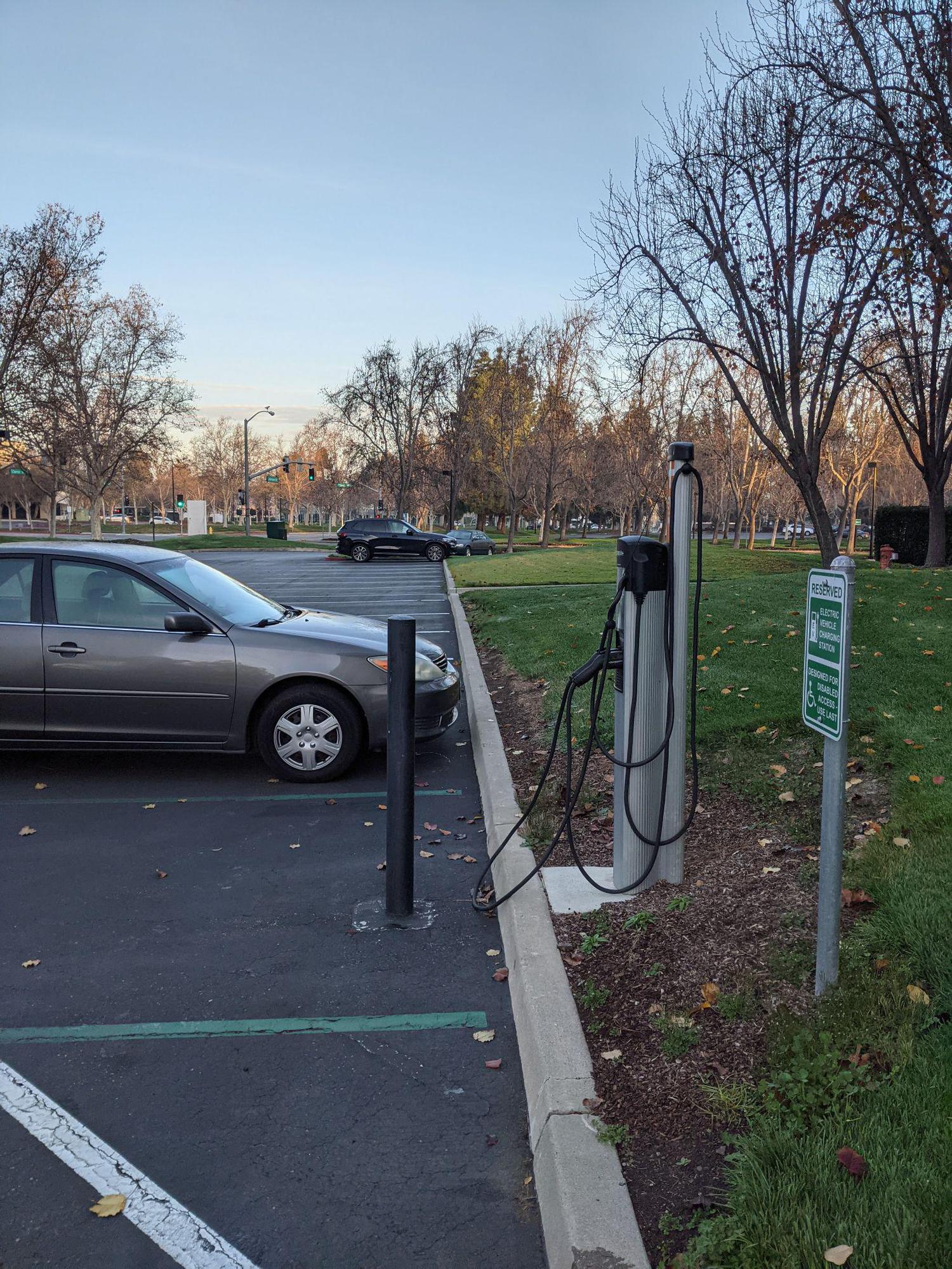 Abbott Labs Soon) Pleasanton, CA EV Station