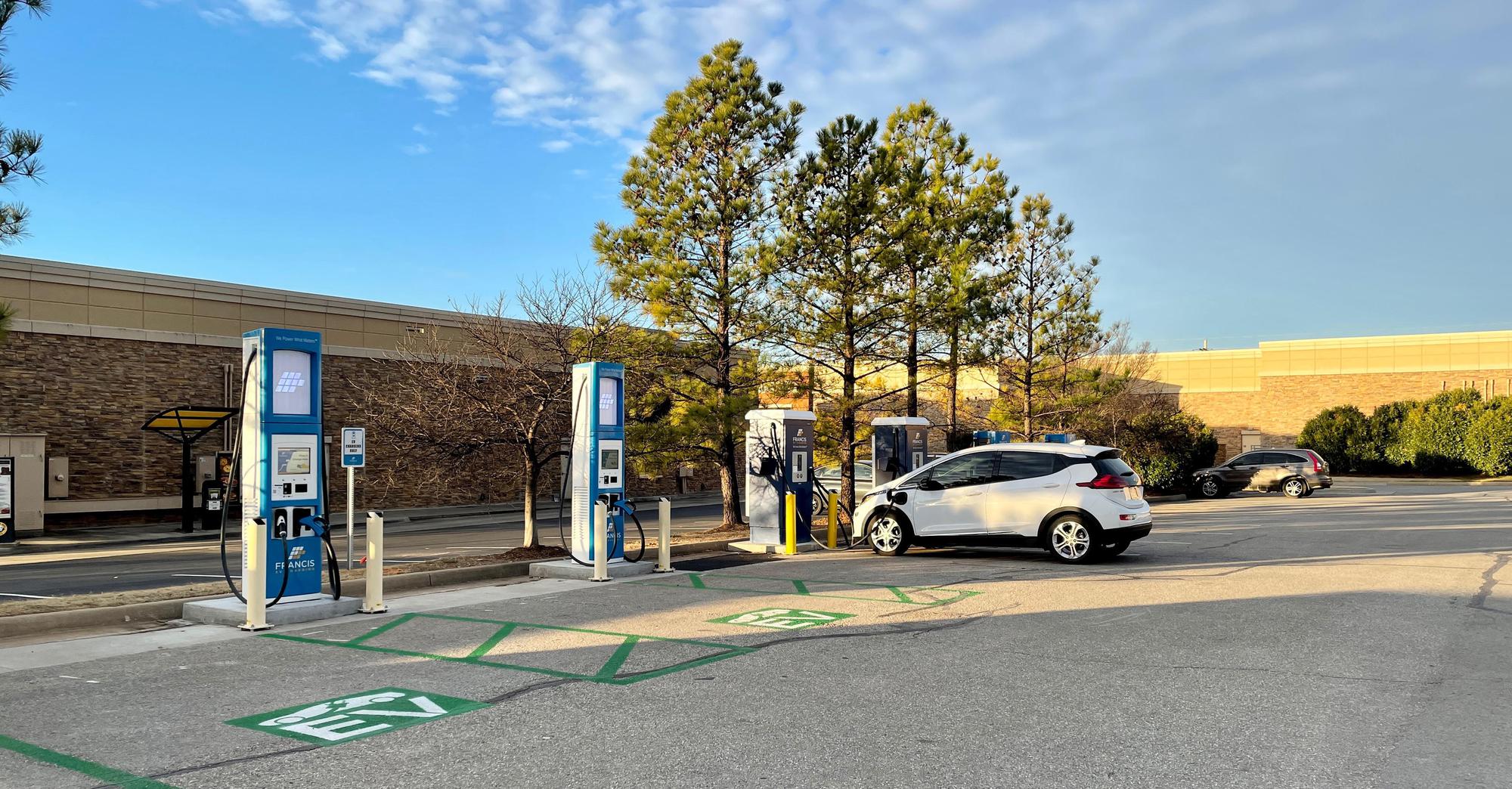 Target Tulsa, OK EV Station