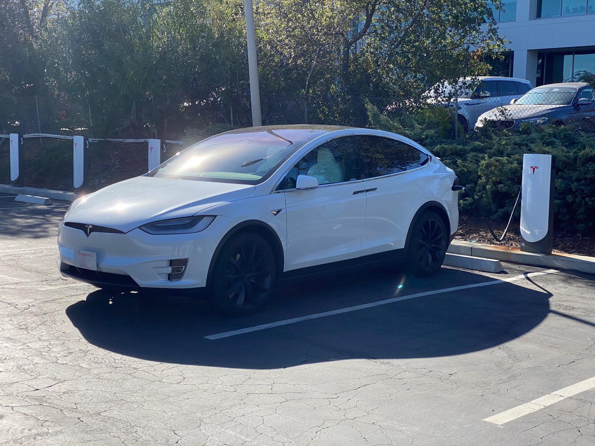 Sharon Heights Shopping Center Menlo Park, CA EV Station