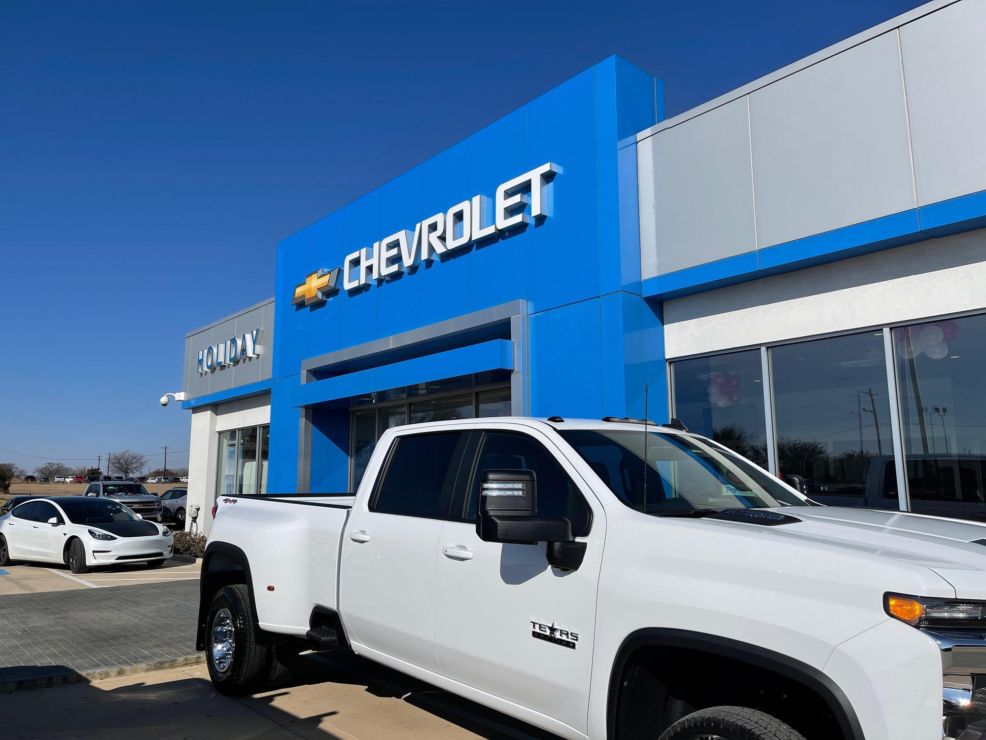 Holiday Chevrolet Whitesboro, TX EV Station