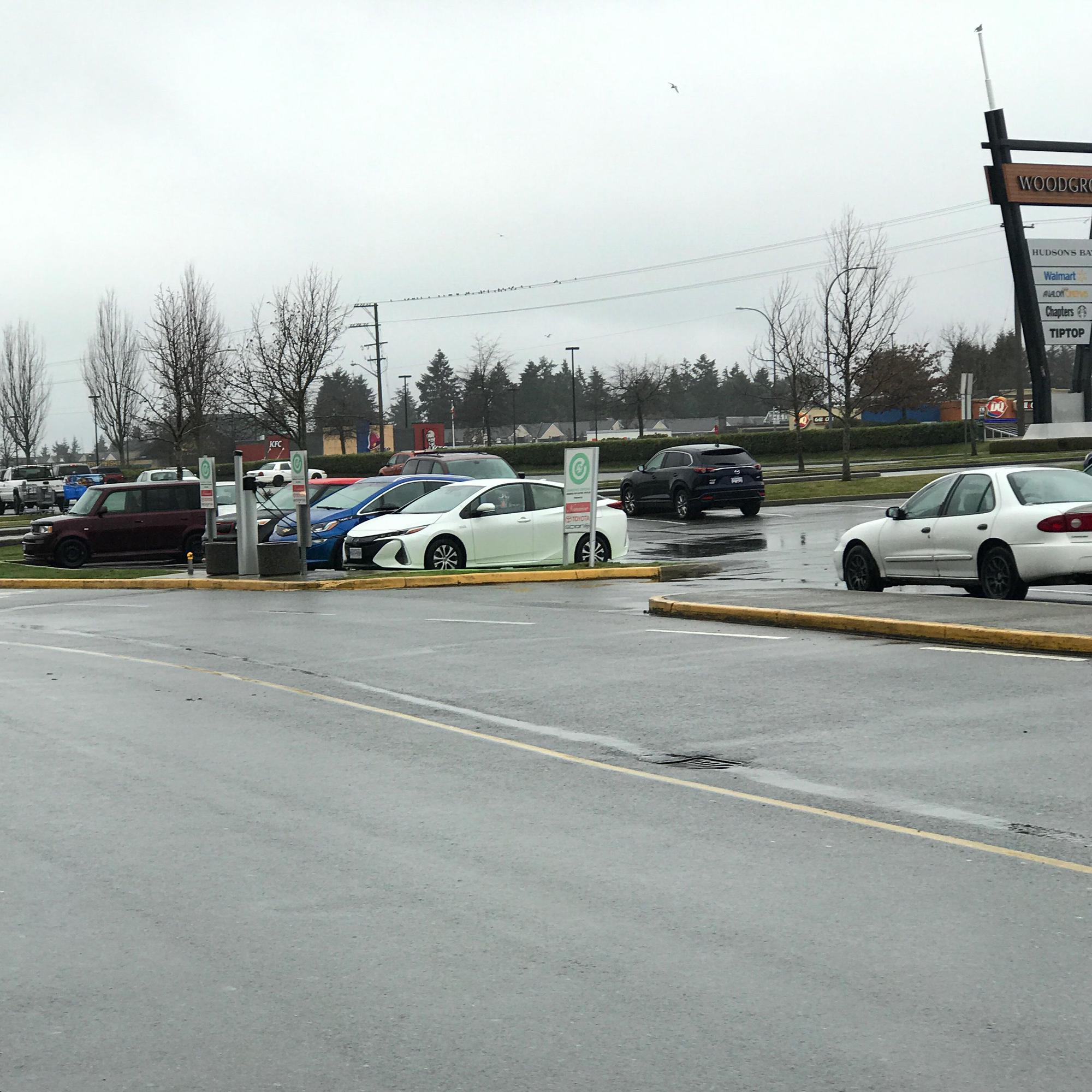 Woodgrove Centre Toys"R"Us Nanaimo, BC EV Station