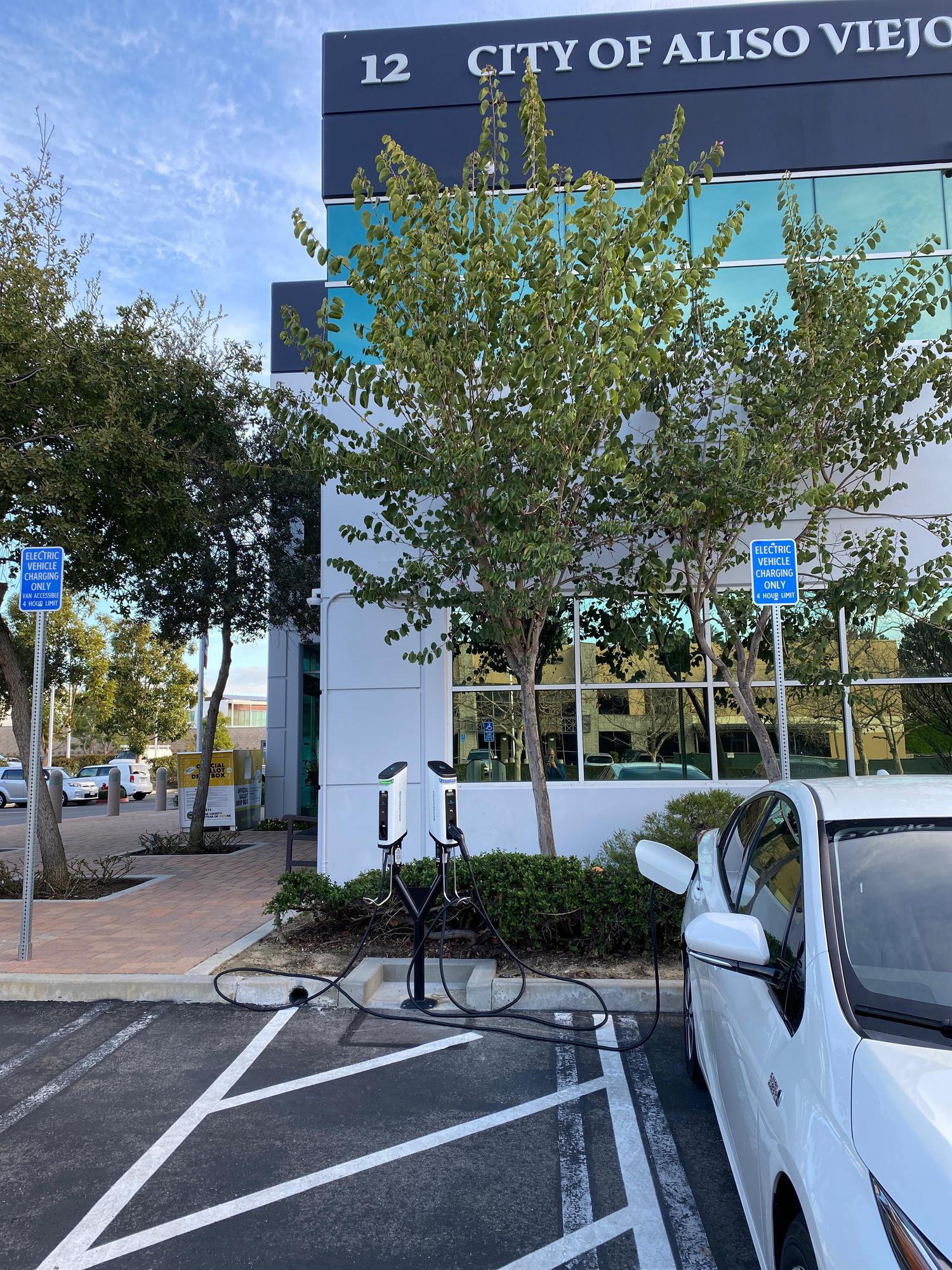 Aliso Viejo City Hall Front Aliso Viejo, CA EV Station