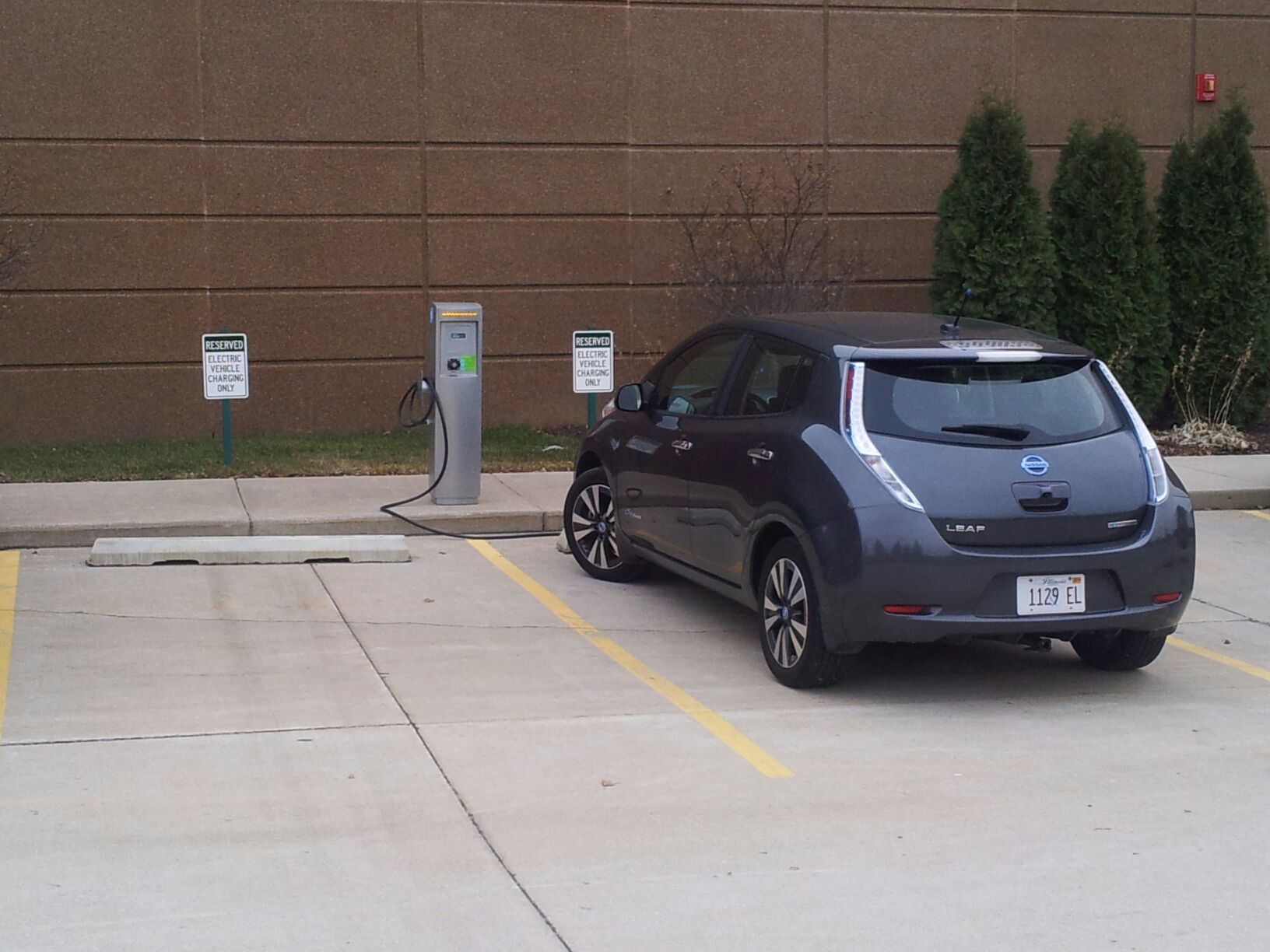 Tri City Electric Davenport, IA EV Station