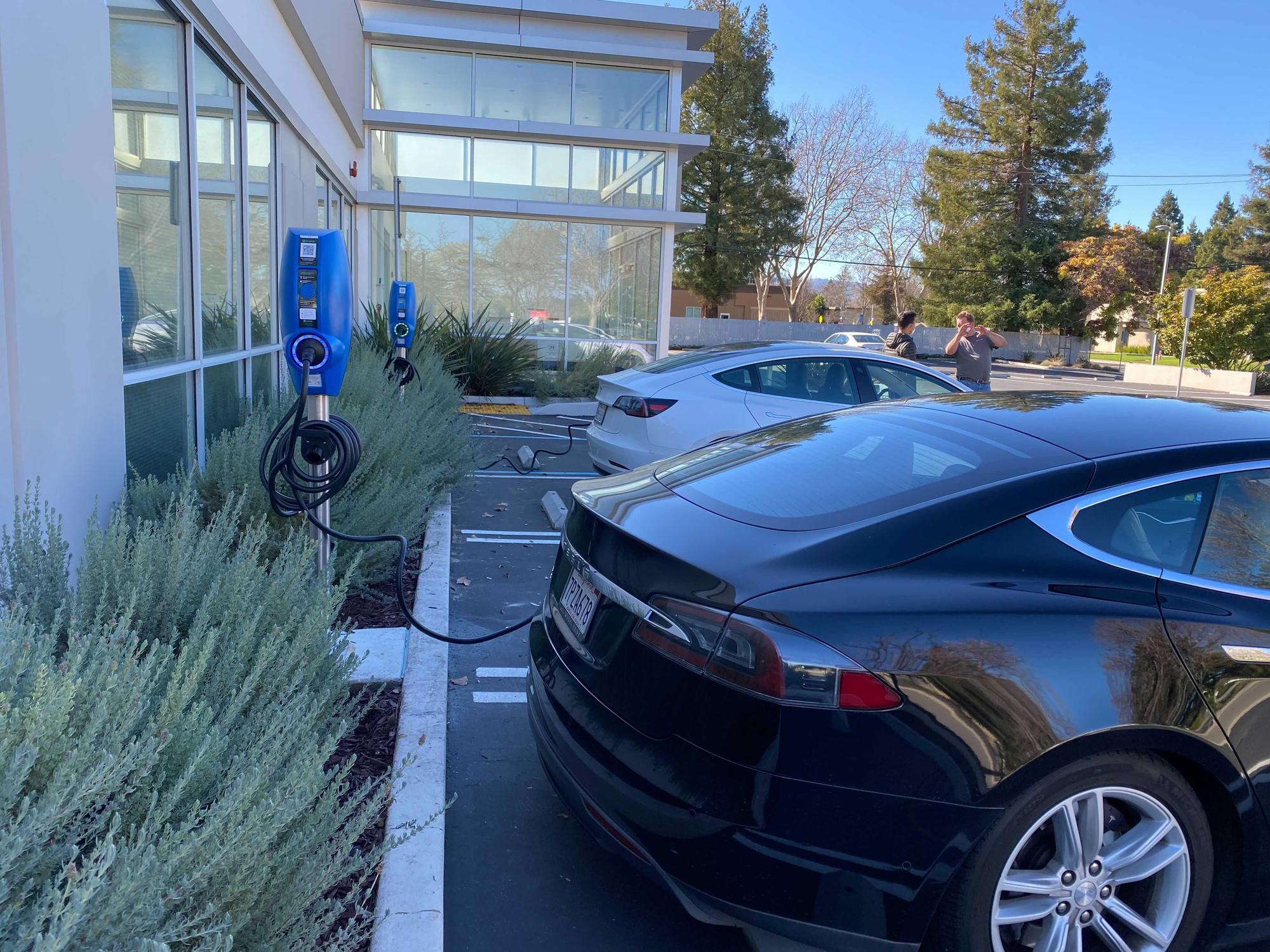 Hyundai Cradle Office Mountain View, CA EV Station