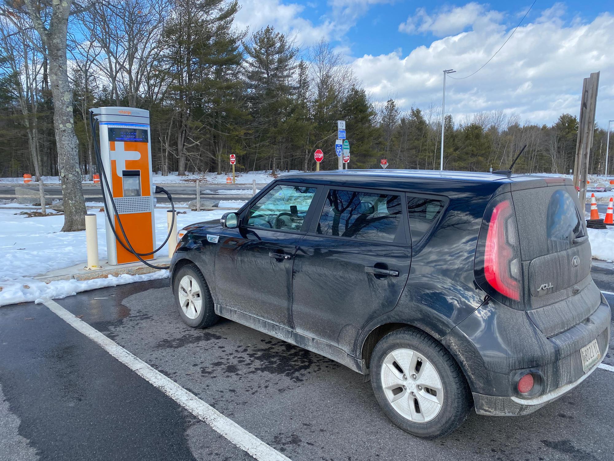 Kennebunk Service Plaza Southbound (2) Kennebunk, ME EV Station