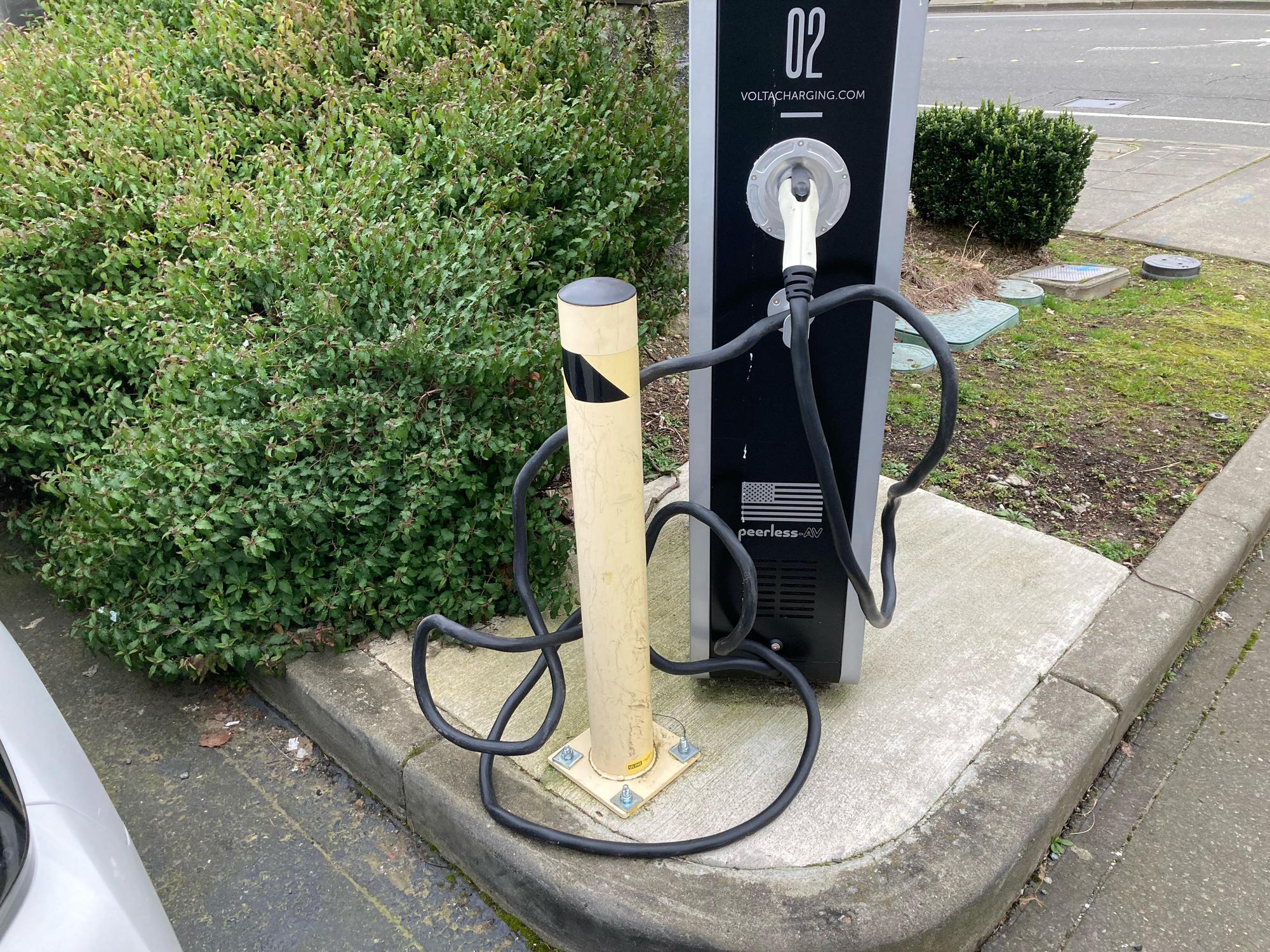 Walgreens Tukwila, WA EV Station