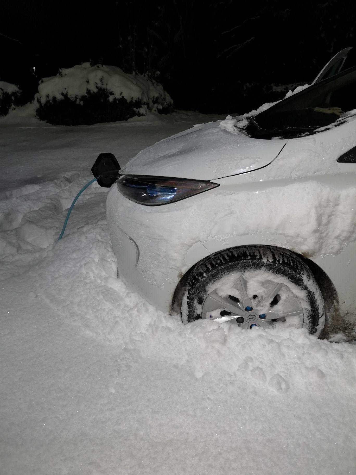 Midlothian Indoor Bowling Club Dalkeith, Scotland EV Station