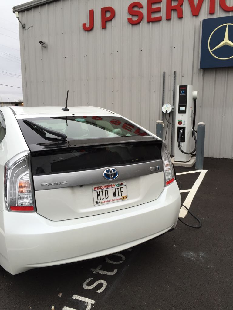 JP Motors Peru, IL EV Station