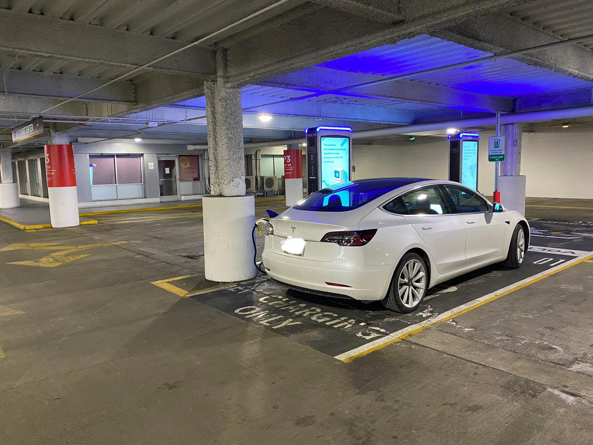 Providence Place - Parking Garage North | Providence, RI | EV Station