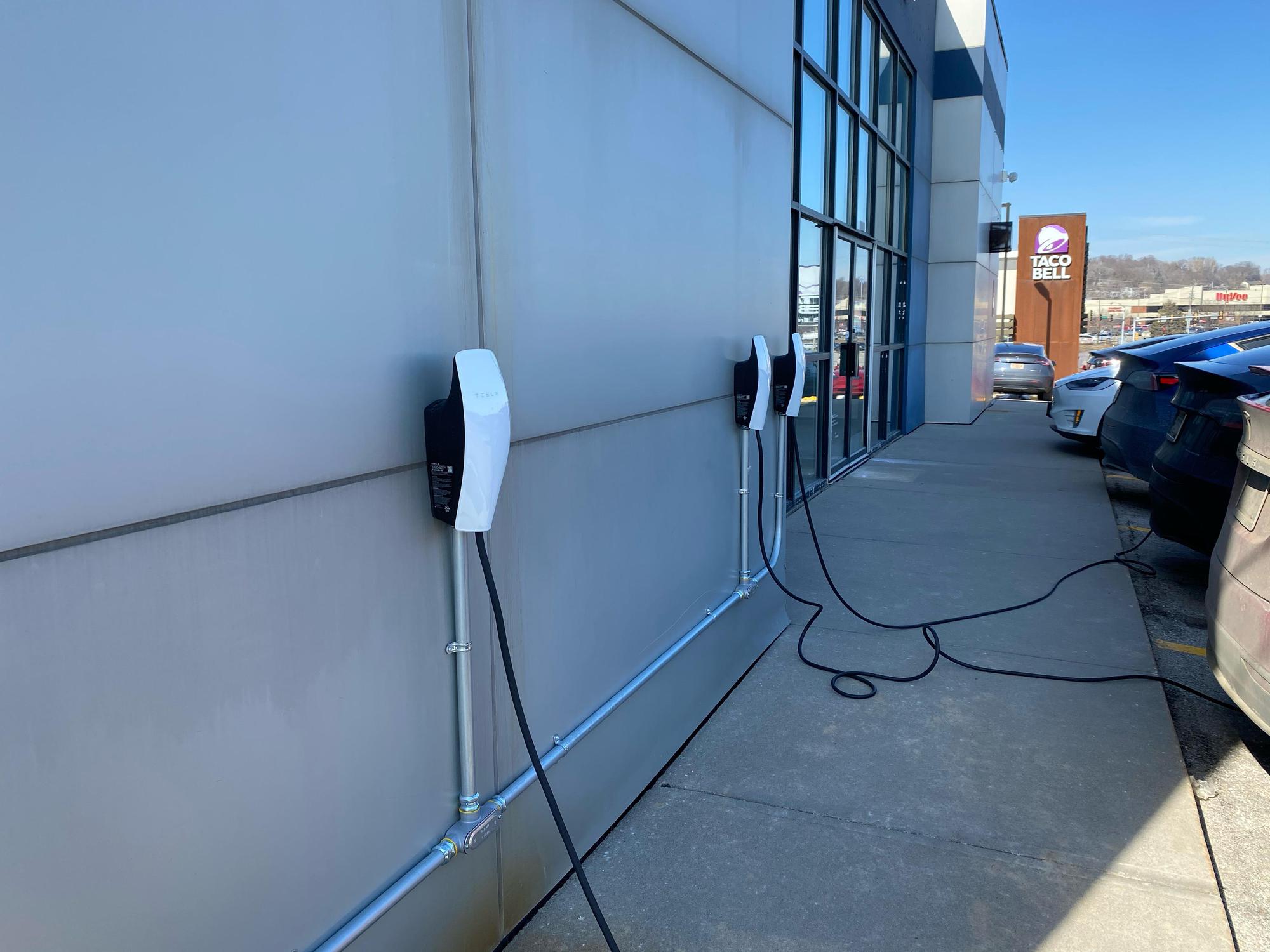 Tesla Service Center | Council Bluffs, IA | EV Station