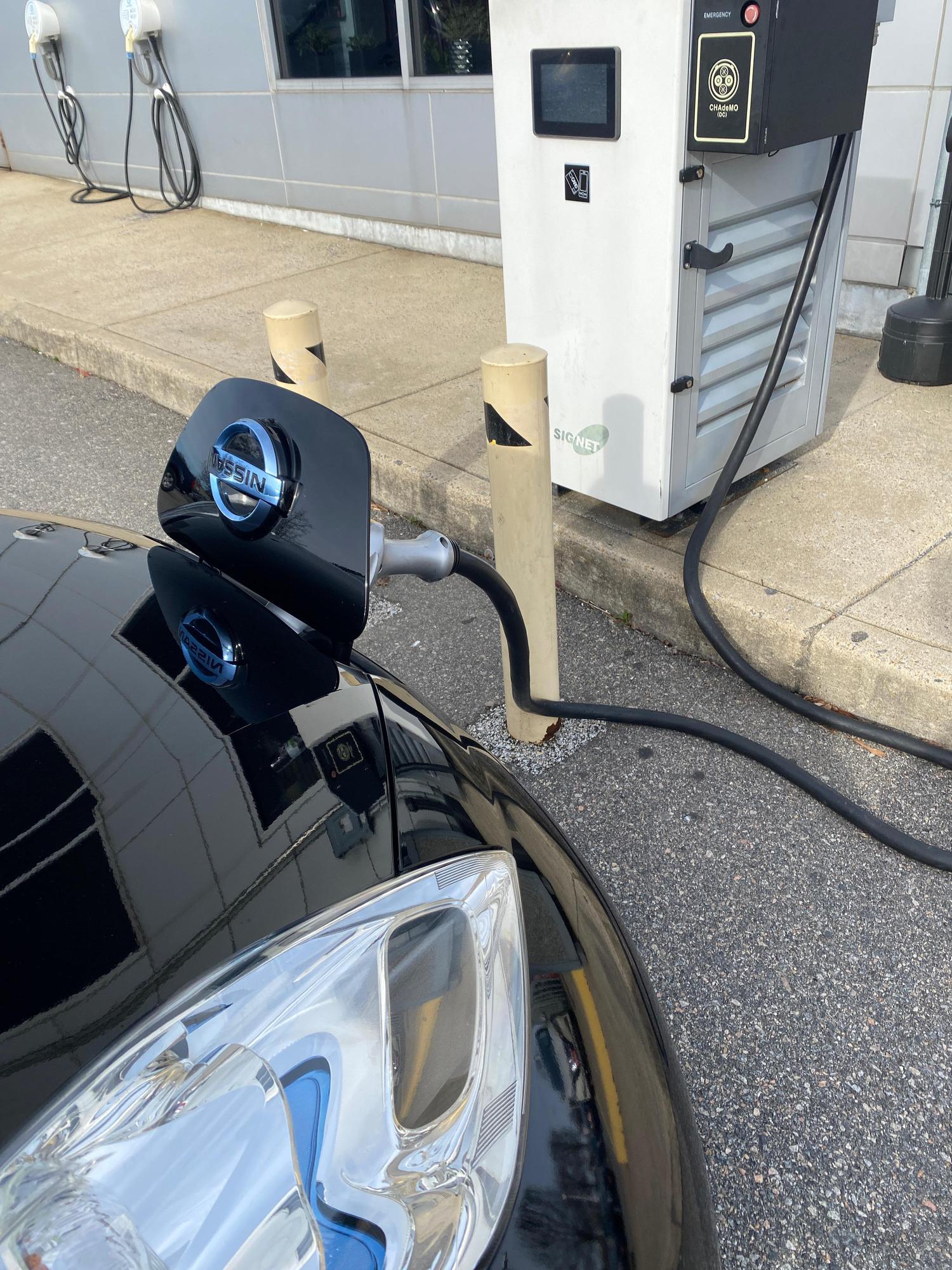 Hart Nissan (1) Mechanicsville, VA EV Station