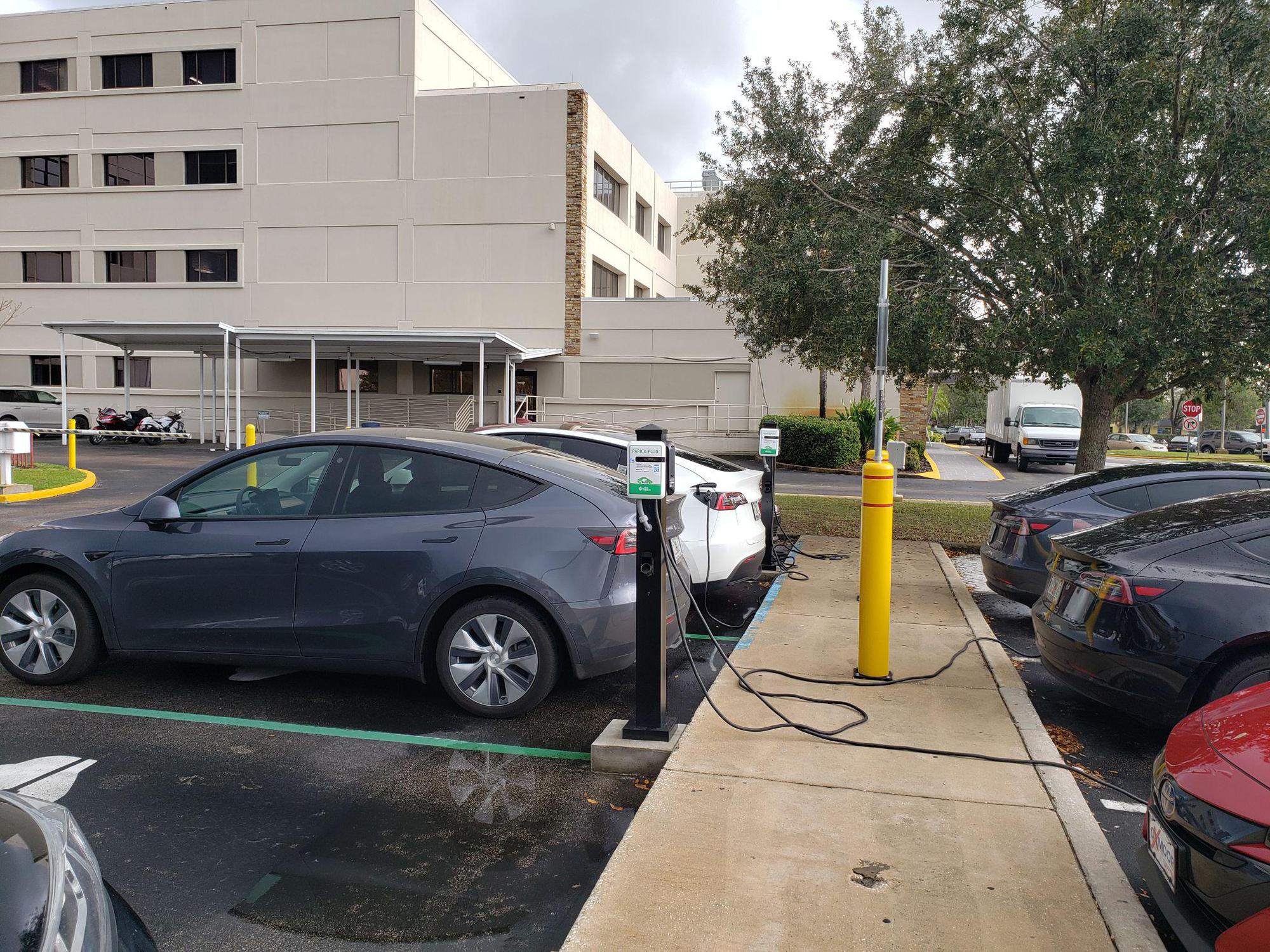 Adventhealth Centra Care Deland Photos - icghuzt