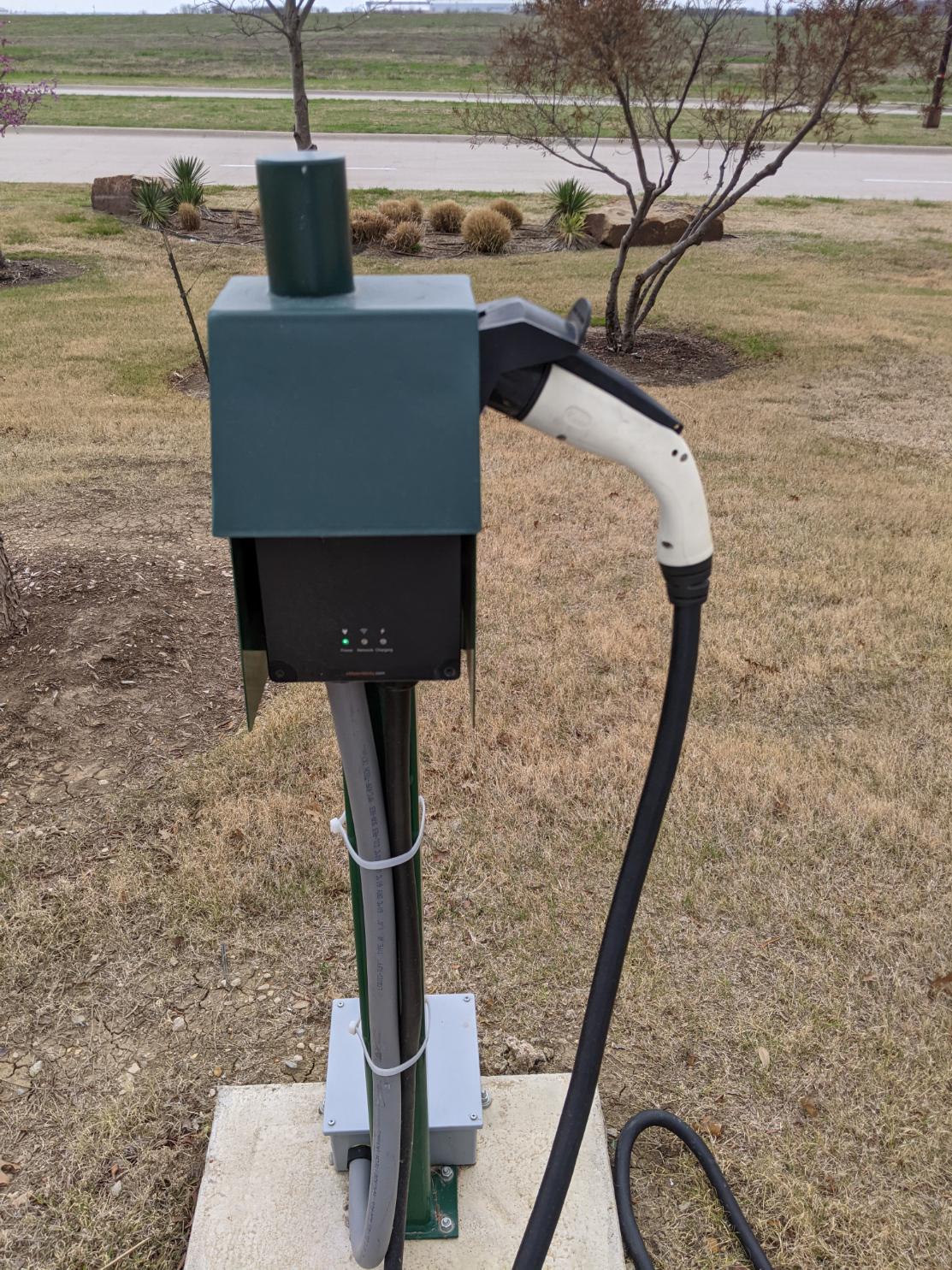 Dallas Airmotive Dallas, TX EV Station