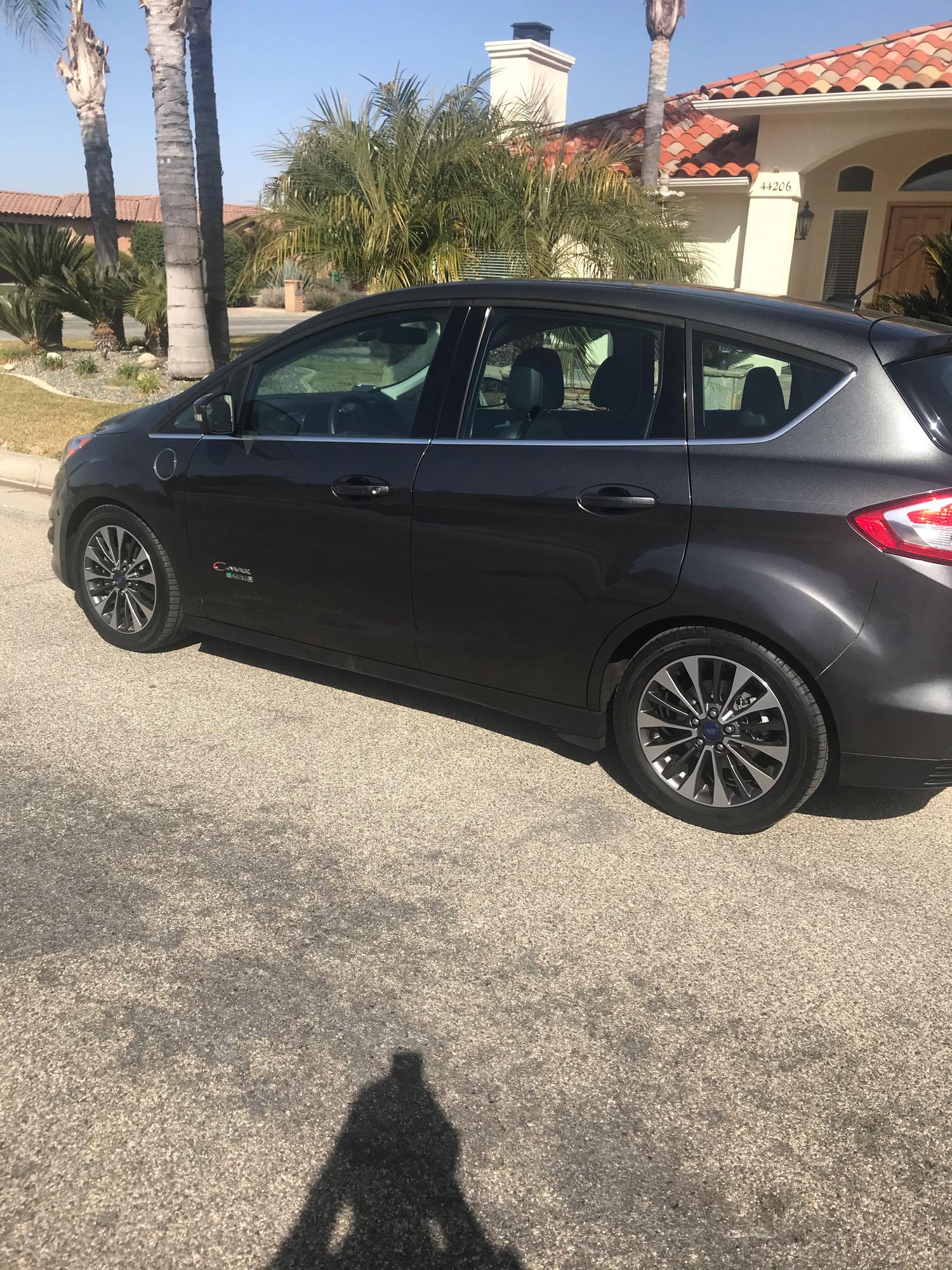 Gosch Ford Hemet, CA EV Station