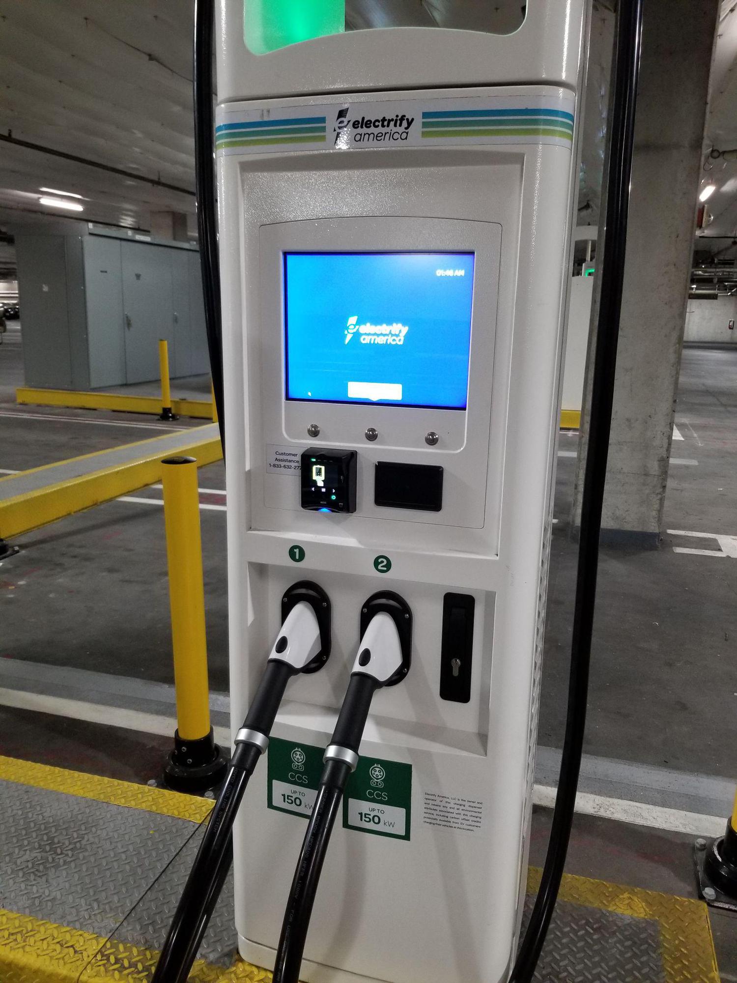 Safeway Bellevue, WA EV Station