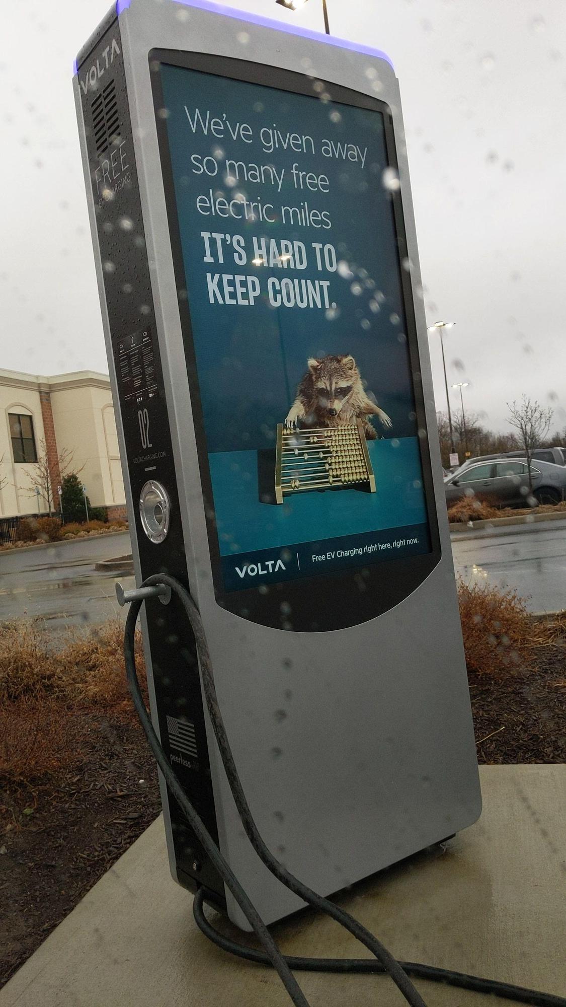 Dulles 28 Centre Wegmans Sterling, VA EV Station