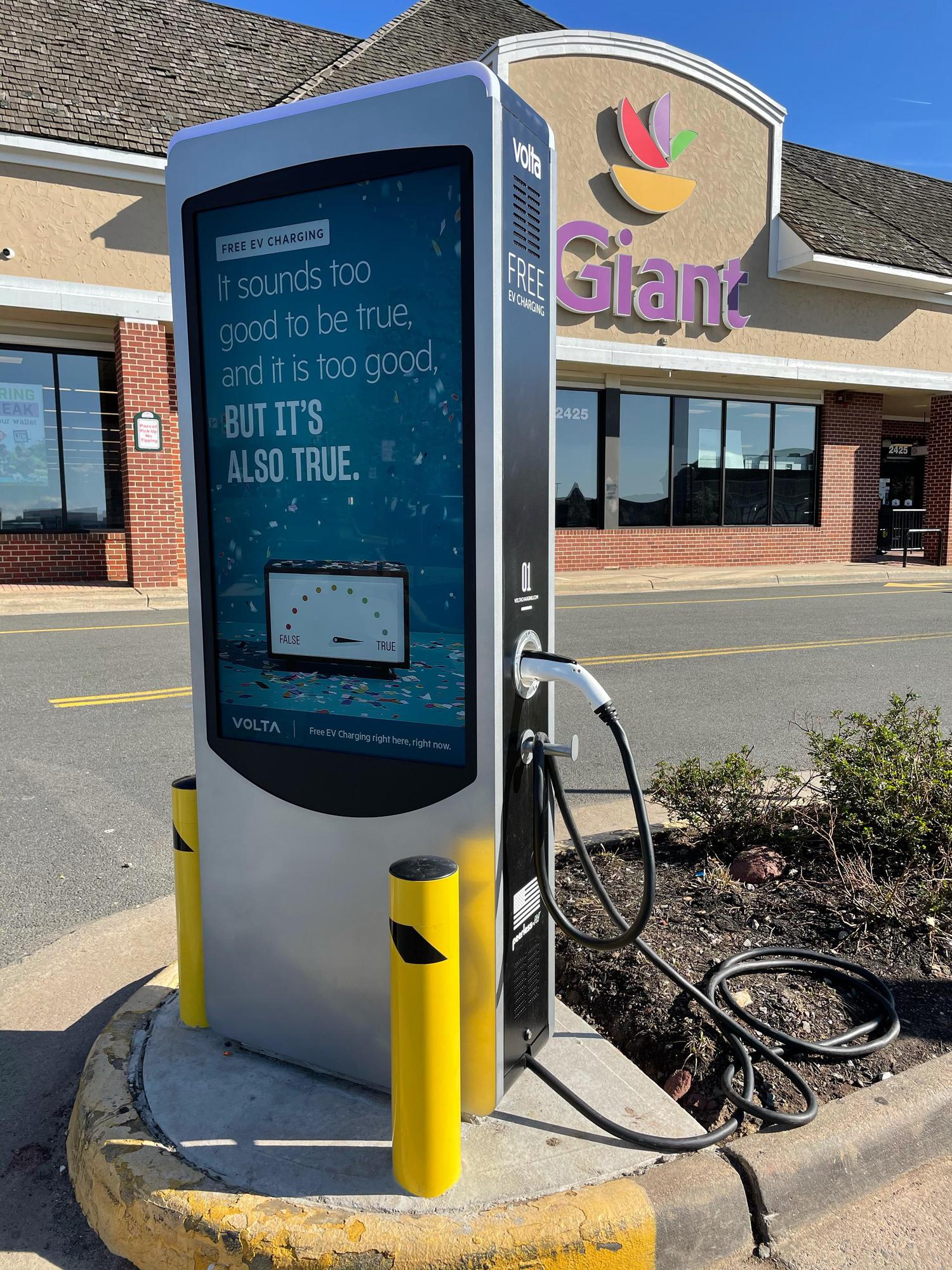 Village Center at Dulles Giant Food Herndon, VA EV Station