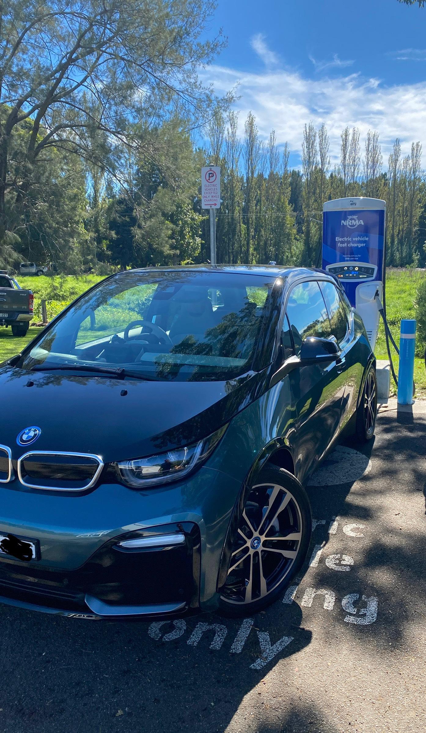 Berry Bowling Club Berry, NSW EV Station