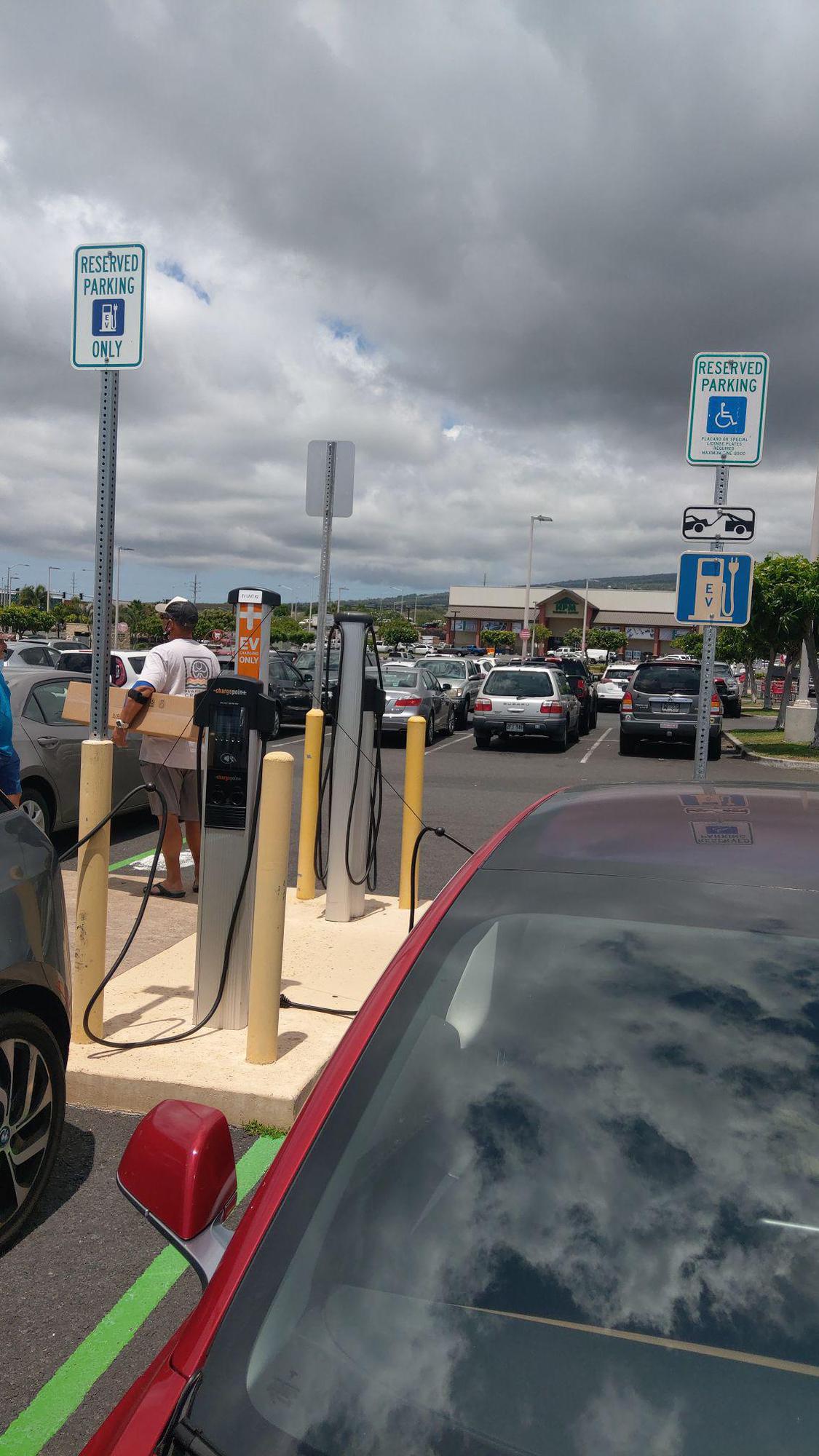 Target KailuaKona, HI EV Station