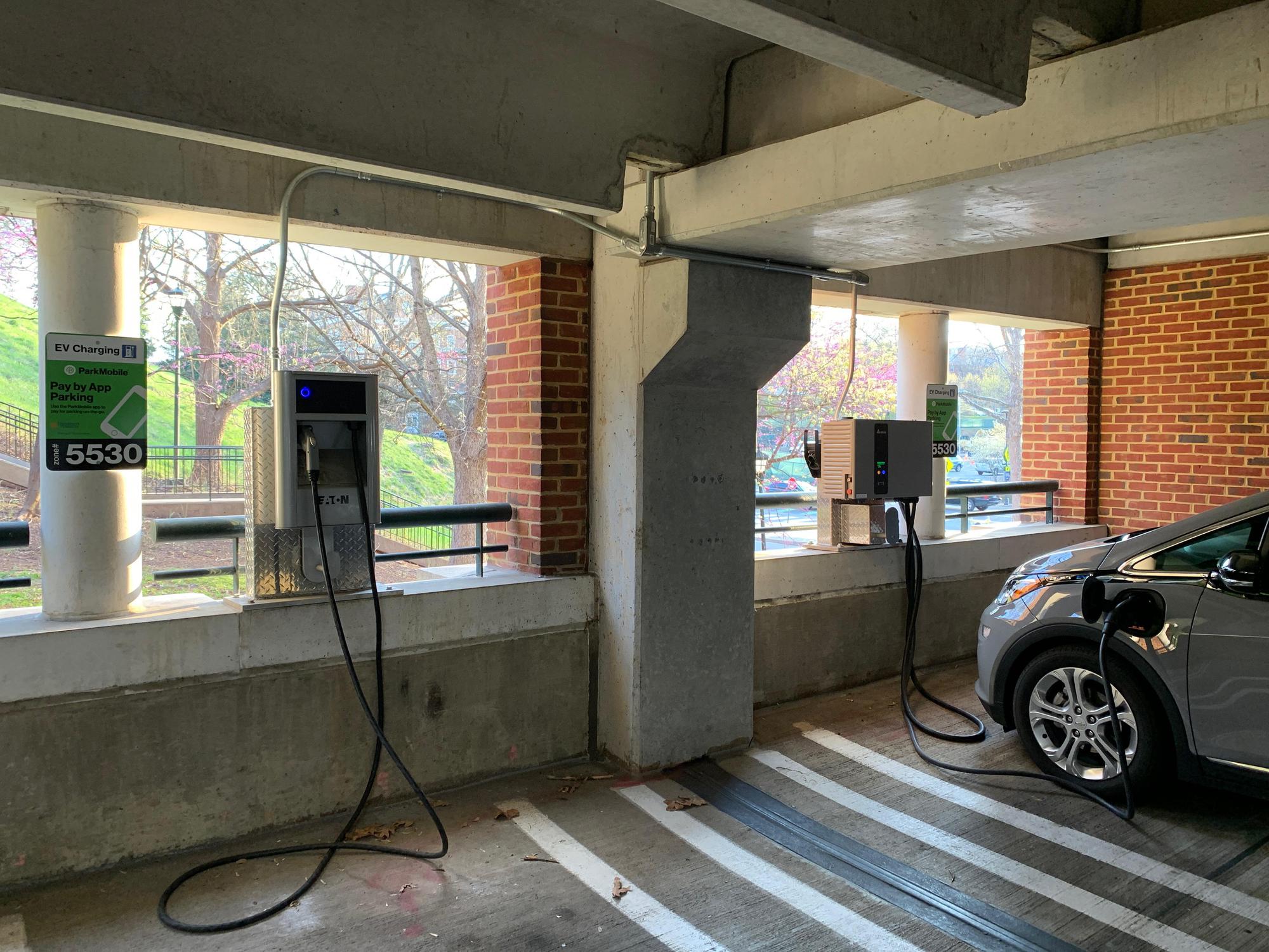 University of Virginia Central Grounds Parking Garage