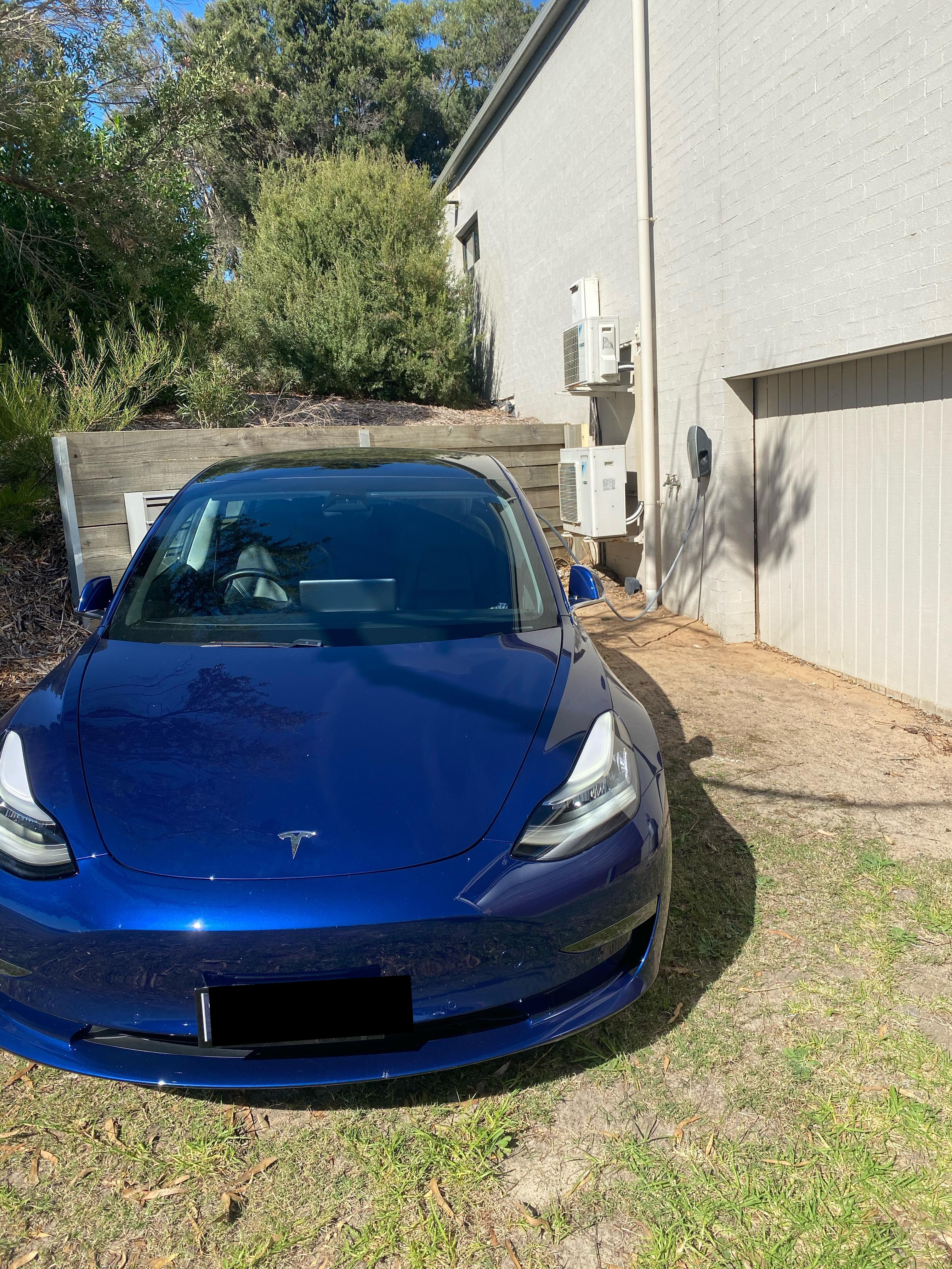 Amberlee Holiday Homes & Rosebud, VIC EV Station