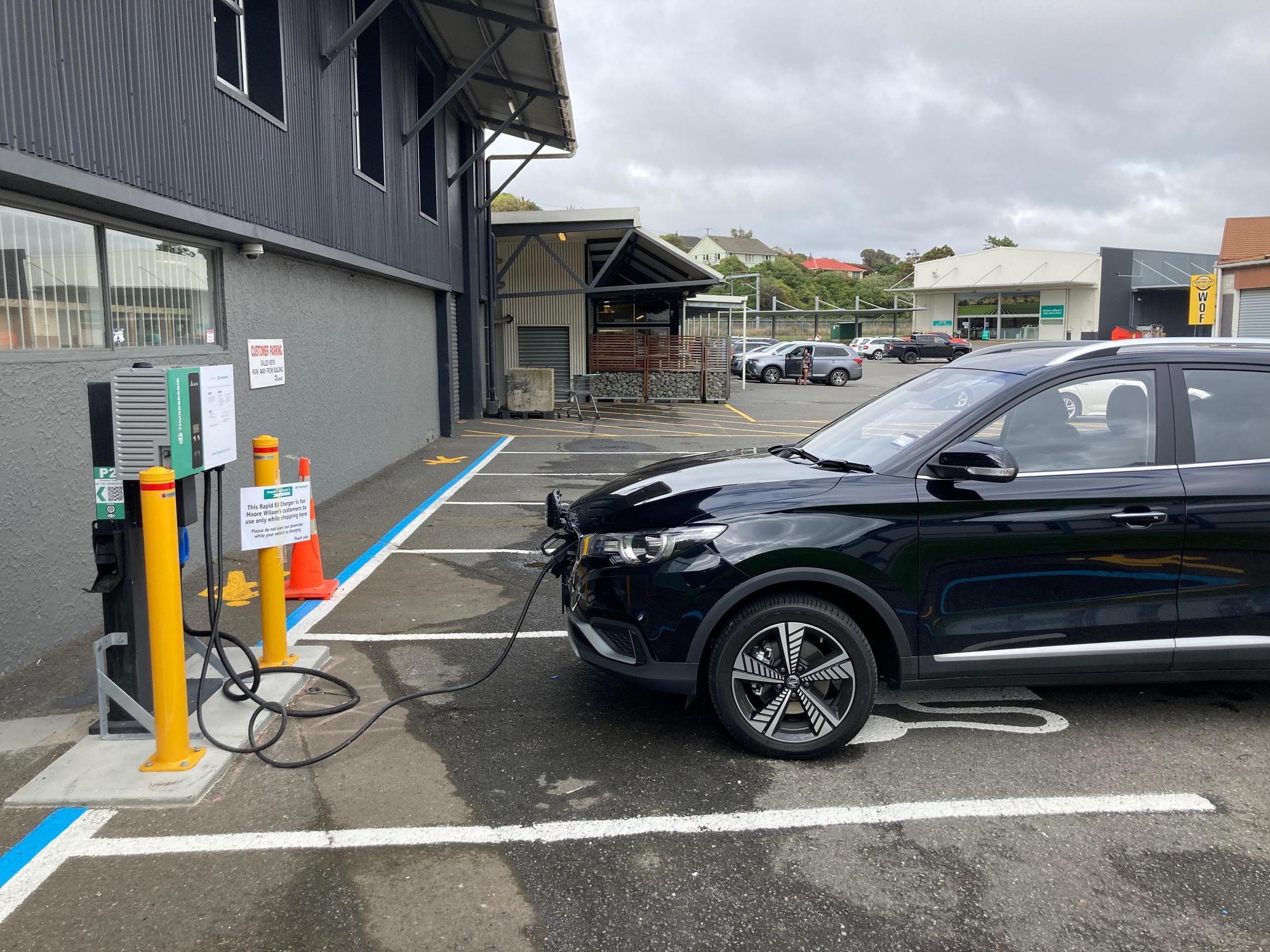 Moore Wilson's Porirua Porirua, Wellington EV Station