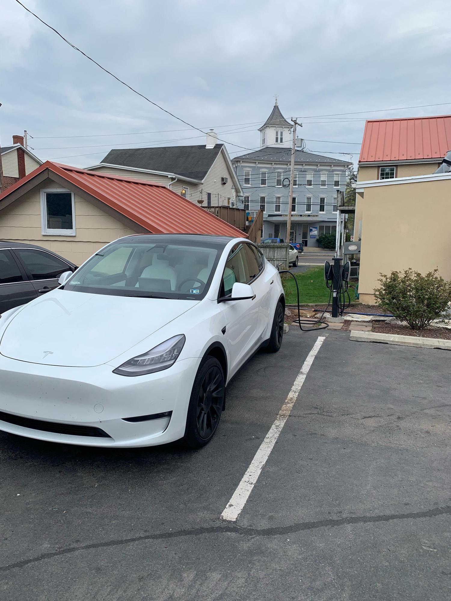 Hops Fogelsville Fogelsville, PA EV Station