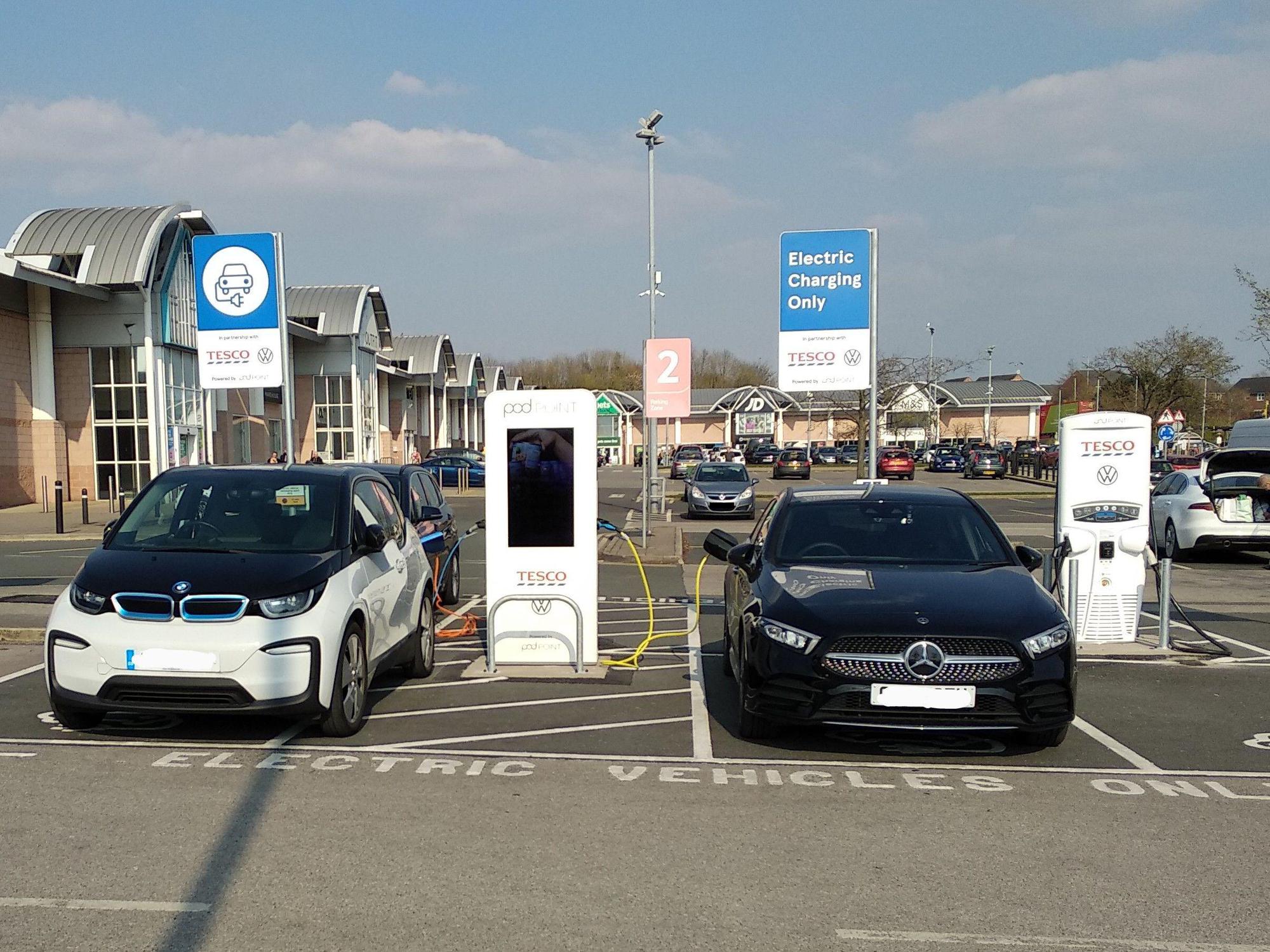 Tesco Extra Prescot Cables Retail Park, Steley Way, Prescot, L34 5NQ, United Kingdom EV Station