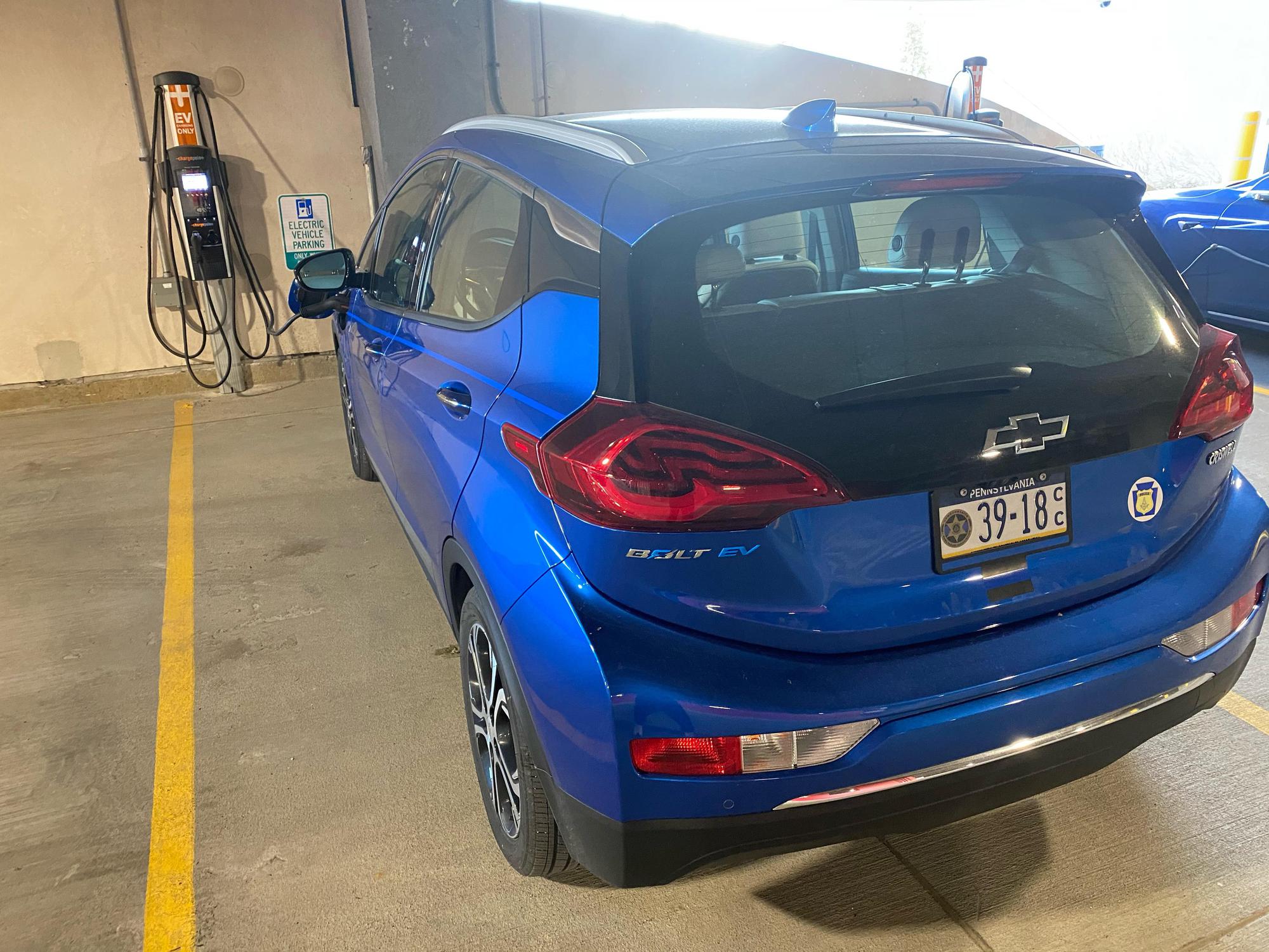 Hershey Medical Center Westview Parking Garage Hershey, PA EV Station