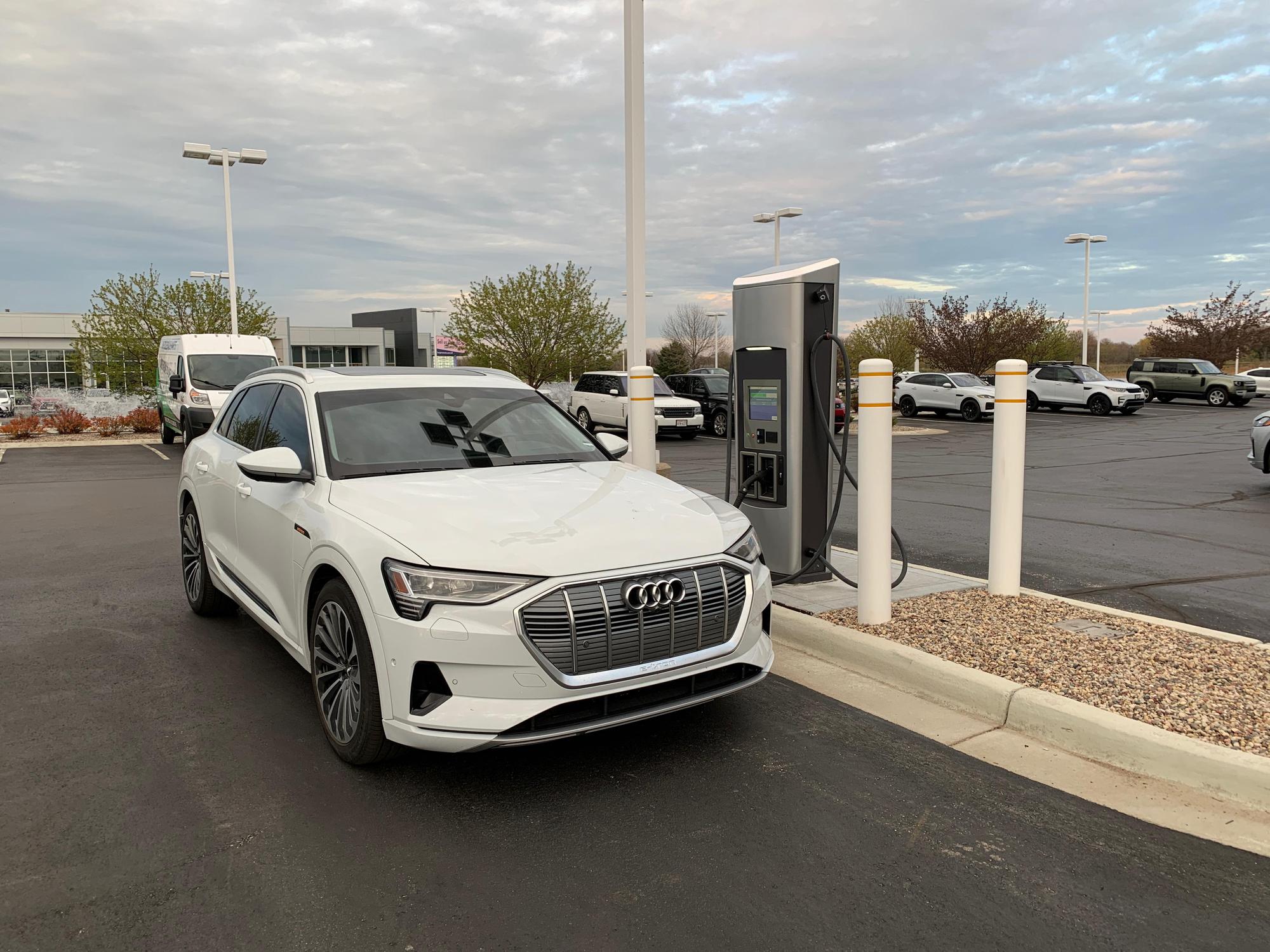 Bergstrom Premier Motorcars (2) Appleton, WI EV Station