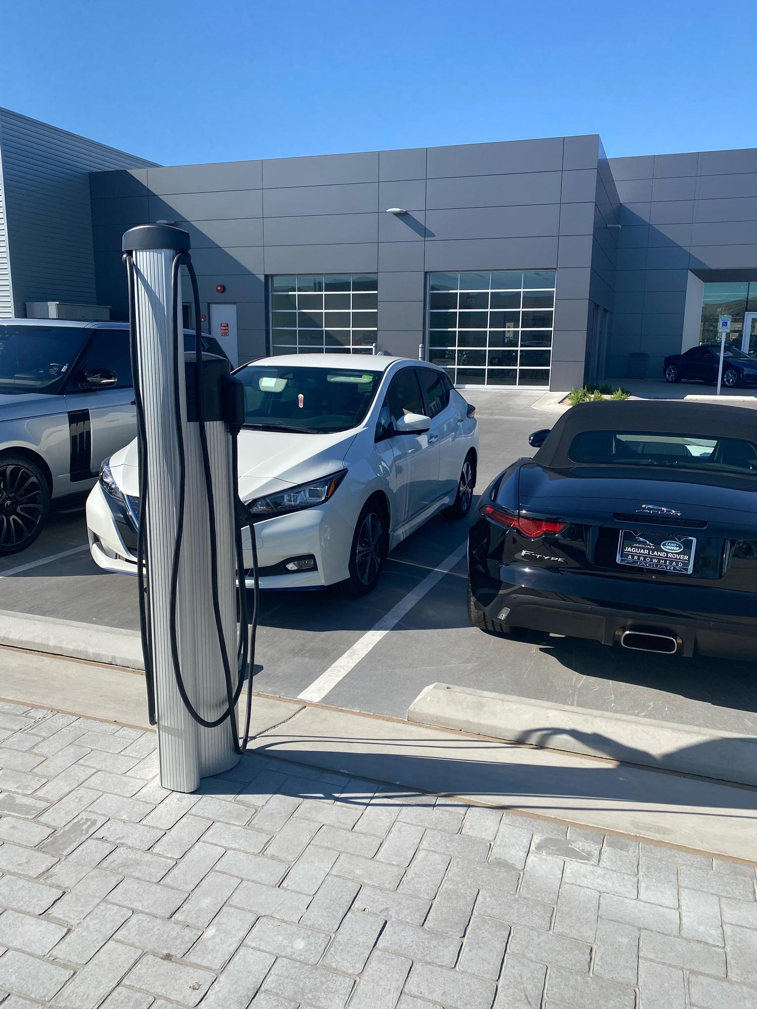 Arrowhead Jaguar Land Rover Glendale, AZ EV Station
