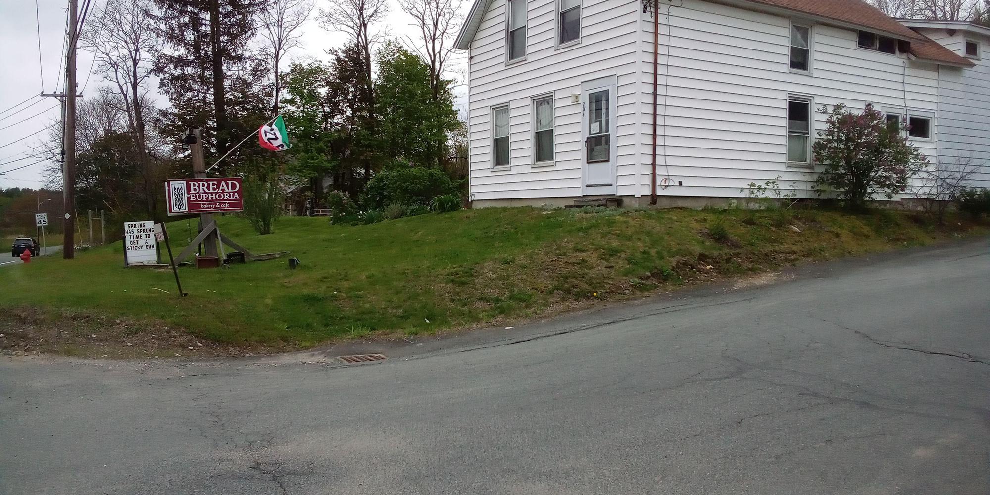 Bread Euphoria Bakery & Café Williamsburg, MA EV Station
