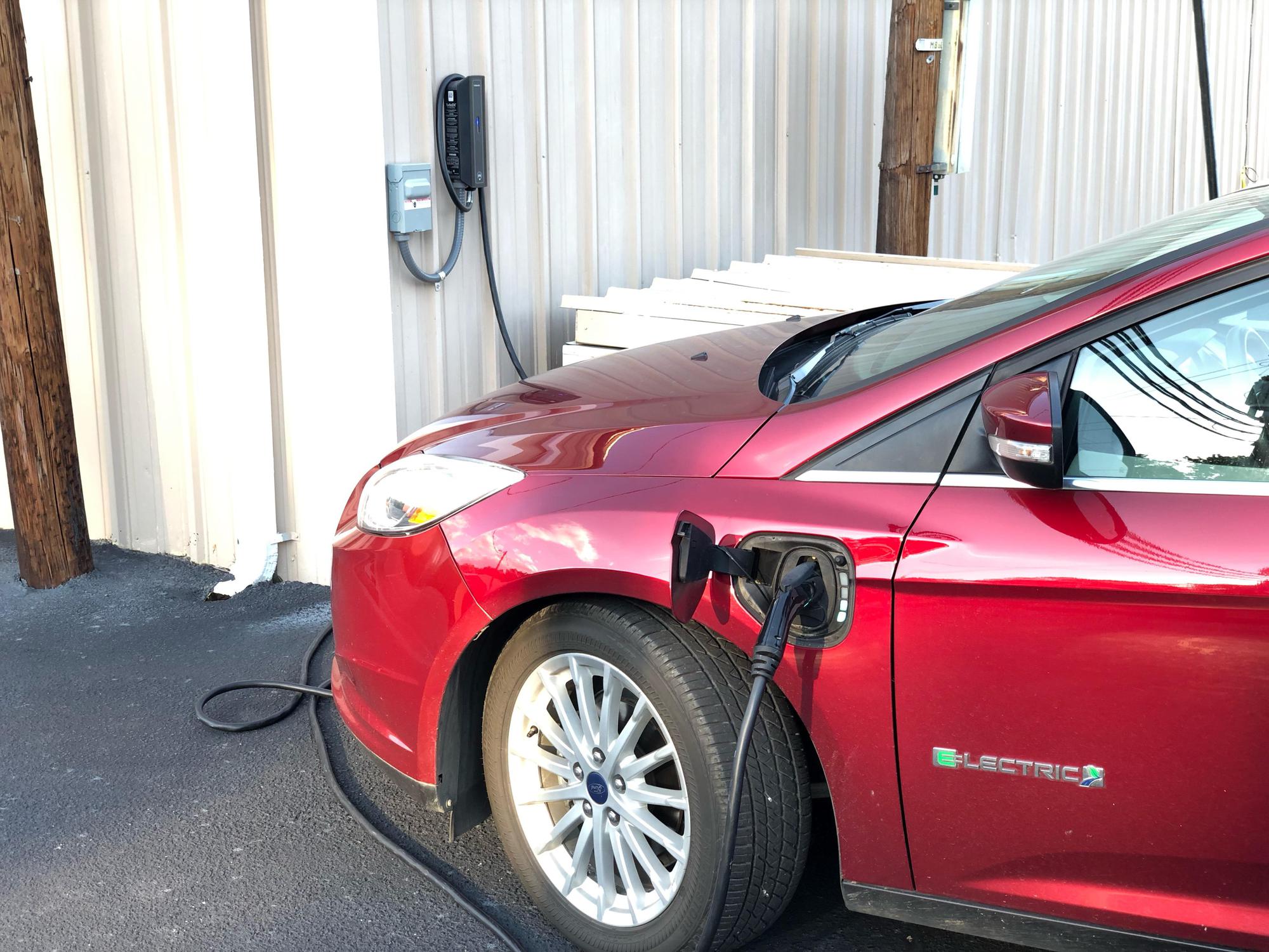 Cooper Ford Carthage, NC EV Station
